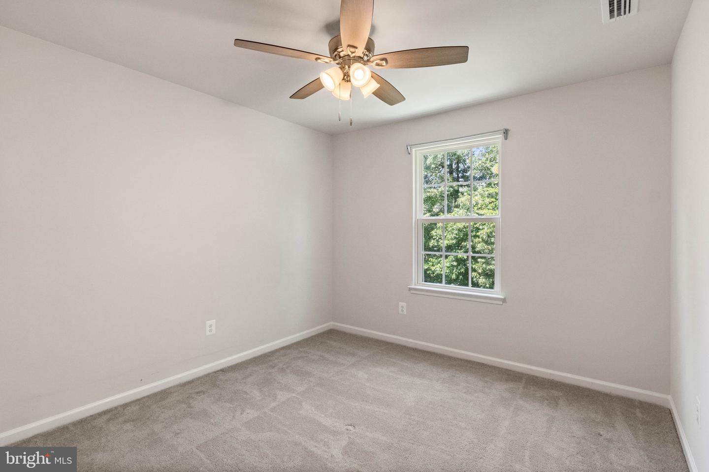 126 BROOKE VILLAGE DR, FREDERICKSBURG, Virginia 22405, 4 Bedrooms Bedrooms, 7 Rooms Rooms,2 BathroomsBathrooms,Residential,For sale,126 BROOKE VILLAGE DR,VAST2040474 MLS # VAST2040474