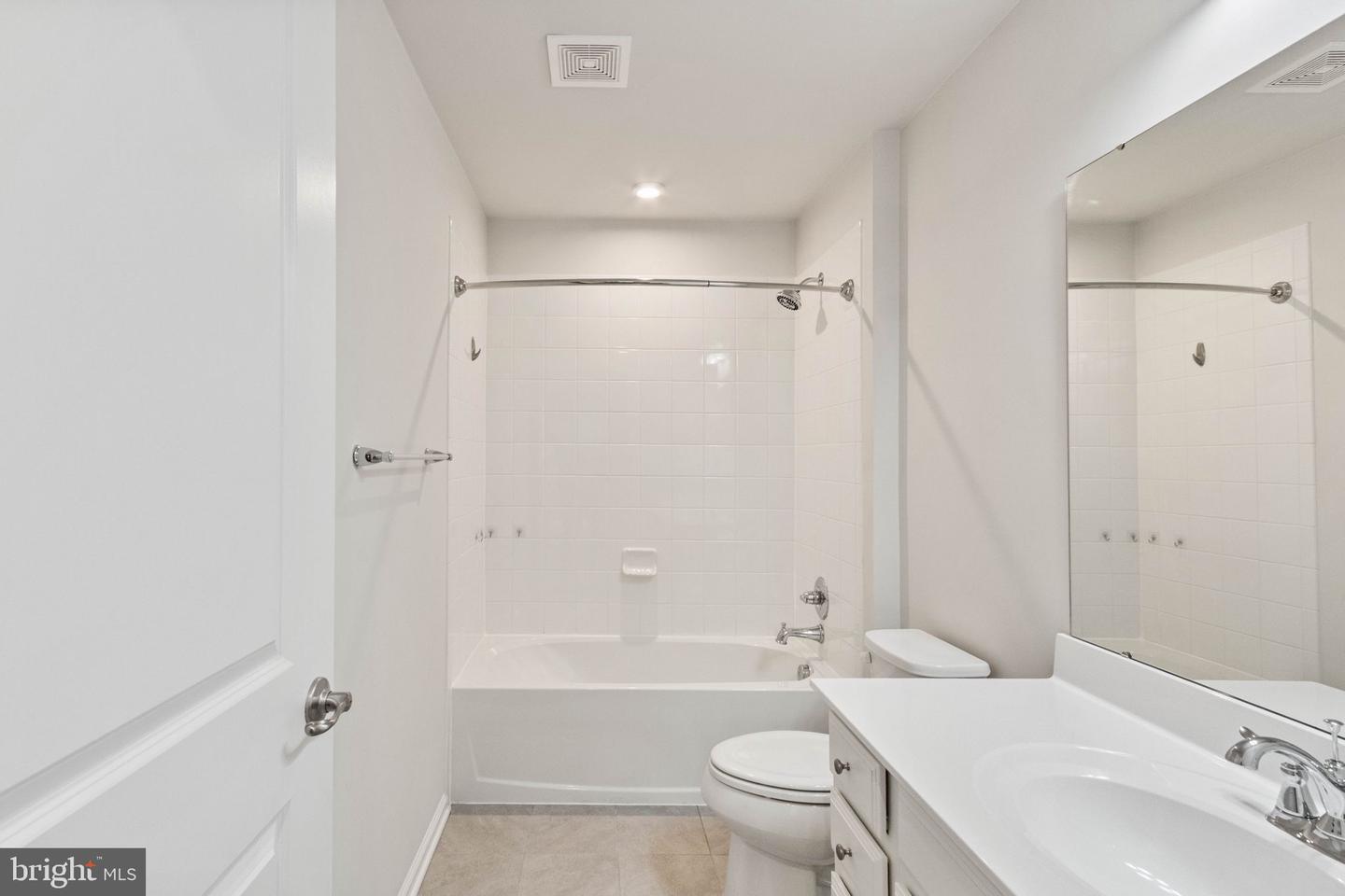 126 BROOKE VILLAGE DR, FREDERICKSBURG, Virginia 22405, 4 Bedrooms Bedrooms, 7 Rooms Rooms,2 BathroomsBathrooms,Residential,For sale,126 BROOKE VILLAGE DR,VAST2040474 MLS # VAST2040474