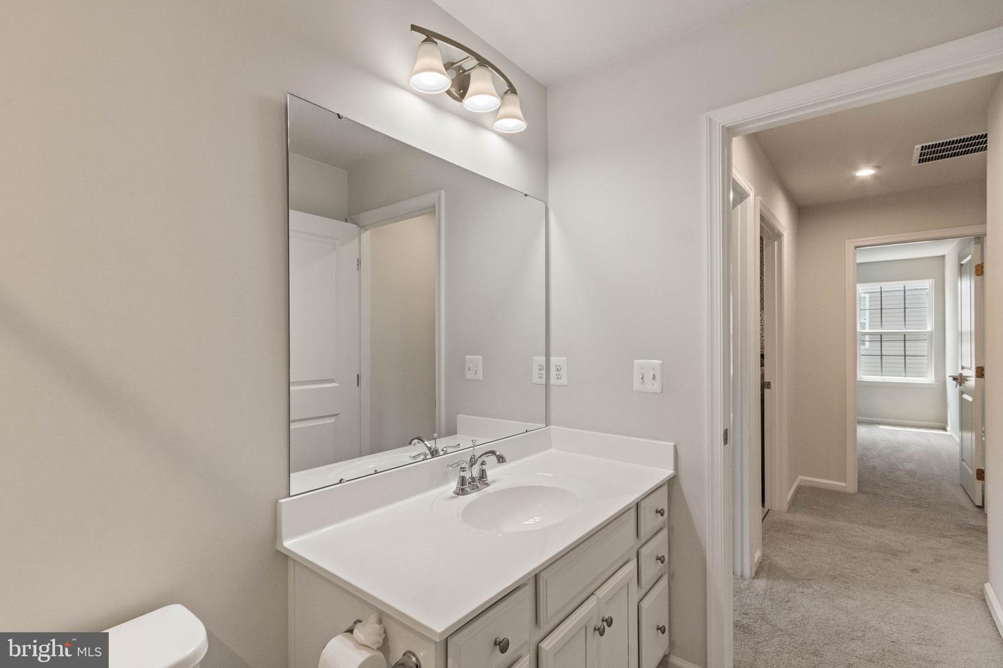 126 BROOKE VILLAGE DR, FREDERICKSBURG, Virginia 22405, 4 Bedrooms Bedrooms, 7 Rooms Rooms,2 BathroomsBathrooms,Residential,For sale,126 BROOKE VILLAGE DR,VAST2040474 MLS # VAST2040474