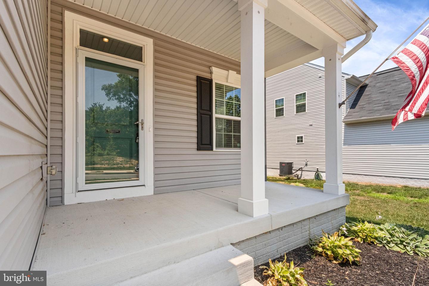 126 BROOKE VILLAGE DR, FREDERICKSBURG, Virginia 22405, 4 Bedrooms Bedrooms, 7 Rooms Rooms,2 BathroomsBathrooms,Residential,For sale,126 BROOKE VILLAGE DR,VAST2040474 MLS # VAST2040474