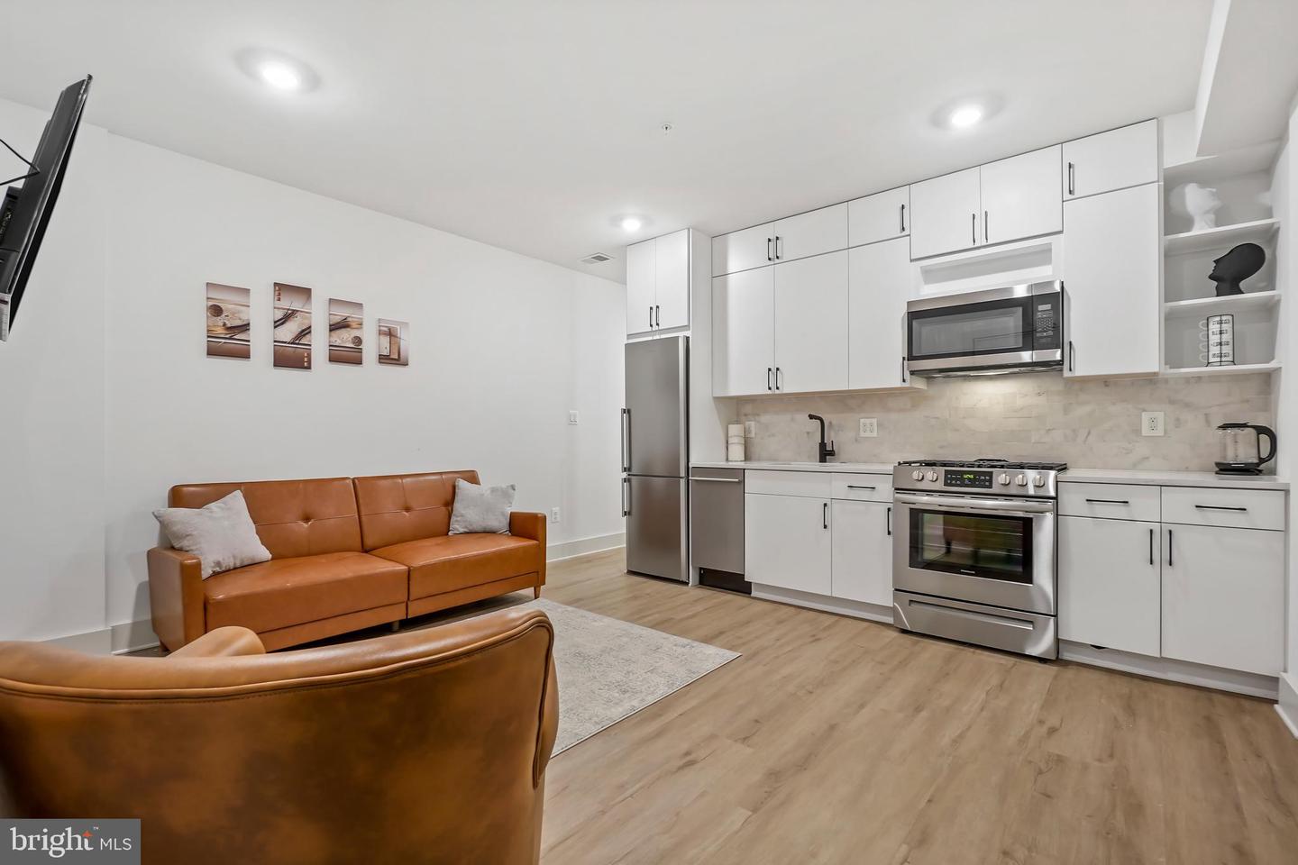 256 15TH ST SE #1, WASHINGTON, District Of Columbia 20003, 2 Bedrooms Bedrooms, ,1 BathroomBathrooms,Residential,For sale,256 15TH ST SE #1,DCDC2208878 MLS # DCDC2208878 256 15TH ST SE #1, WASHINGTON, District Of Columbia 20003, 2 Bedrooms Bedrooms, ,1 BathroomBathrooms,Residential,For sale,256 15TH ST SE #1,DCDC2208878 MLS # DCDC2208878