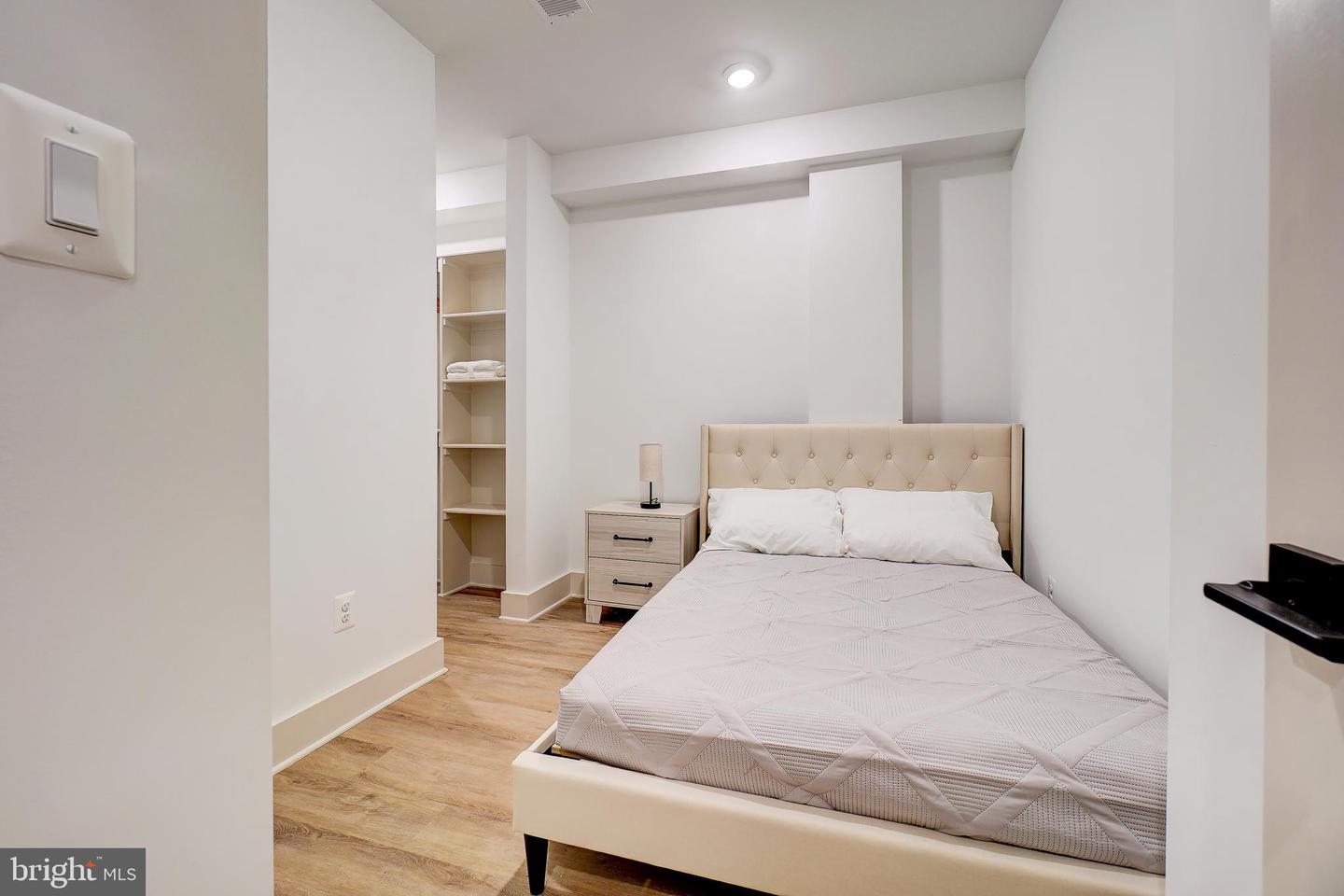 256 15TH ST SE #1, WASHINGTON, District Of Columbia 20003, 2 Bedrooms Bedrooms, ,1 BathroomBathrooms,Residential,For sale,256 15TH ST SE #1,DCDC2208878 MLS # DCDC2208878 256 15TH ST SE #1, WASHINGTON, District Of Columbia 20003, 2 Bedrooms Bedrooms, ,1 BathroomBathrooms,Residential,For sale,256 15TH ST SE #1,DCDC2208878 MLS # DCDC2208878