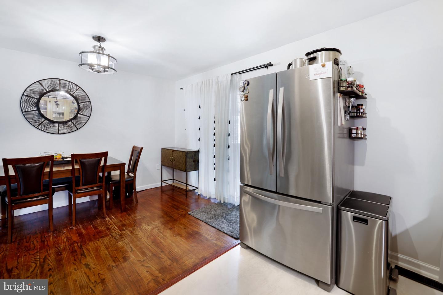 105 S SAINT PAUL ST, HAMILTON, Virginia 20158, 3 Bedrooms Bedrooms, ,2 BathroomsBathrooms,Residential,For sale,105 S SAINT PAUL ST,VALO2101196 MLS # VALO2101196