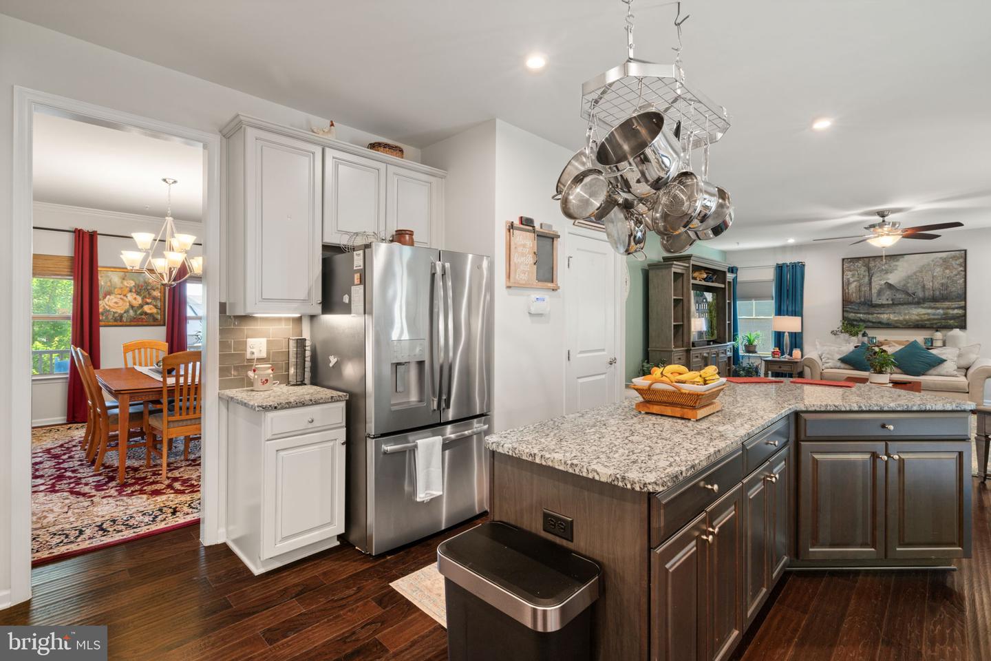 2044 SCARLET PINE RD, DUMFRIES, Virginia 22026, 4 Bedrooms Bedrooms, ,3 BathroomsBathrooms,Residential,For sale,2044 SCARLET PINE RD,VAPW2098546 MLS # VAPW2098546