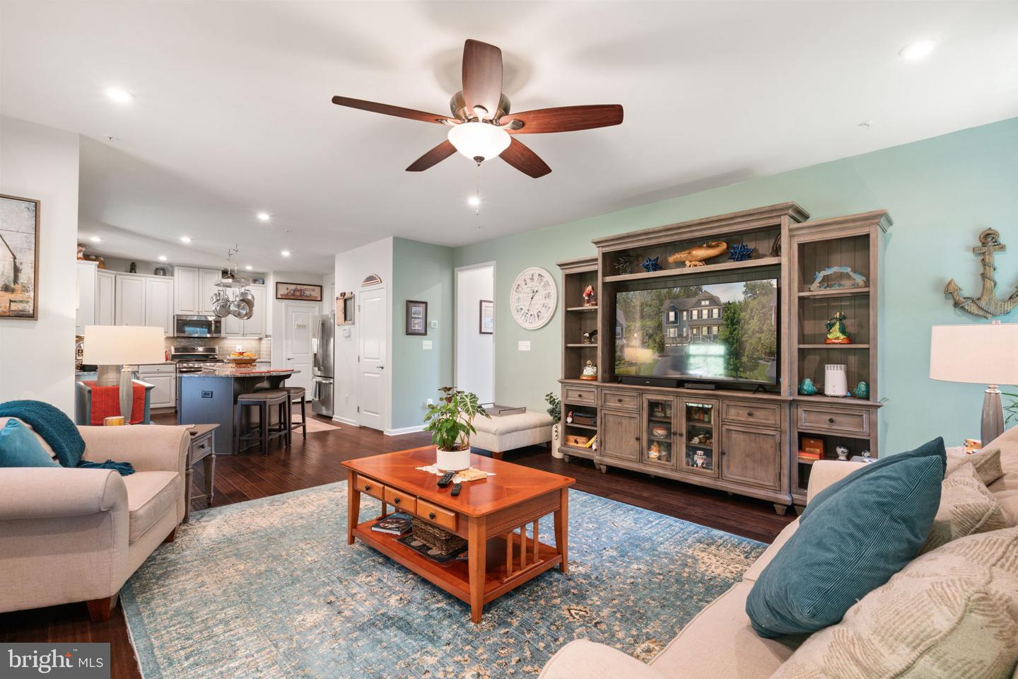 2044 SCARLET PINE RD, DUMFRIES, Virginia 22026, 4 Bedrooms Bedrooms, ,3 BathroomsBathrooms,Residential,For sale,2044 SCARLET PINE RD,VAPW2098546 MLS # VAPW2098546