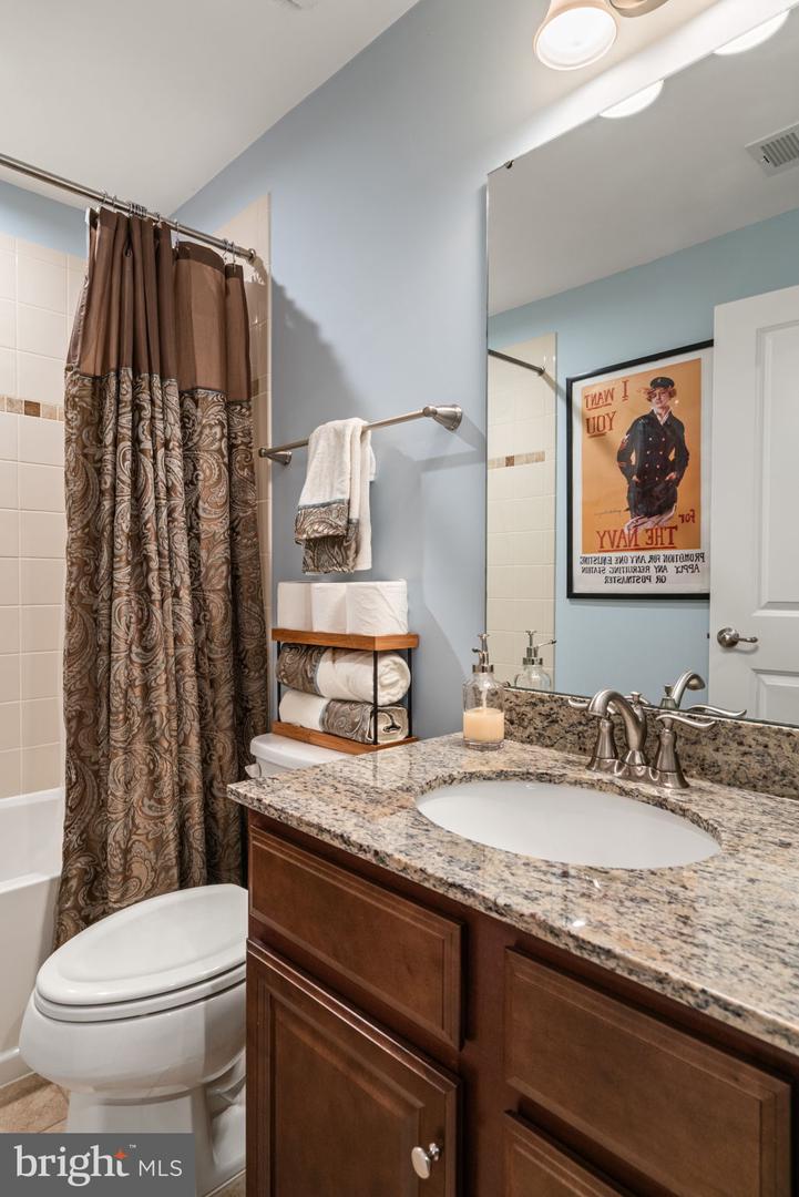 2044 SCARLET PINE RD, DUMFRIES, Virginia 22026, 4 Bedrooms Bedrooms, ,3 BathroomsBathrooms,Residential,For sale,2044 SCARLET PINE RD,VAPW2098546 MLS # VAPW2098546