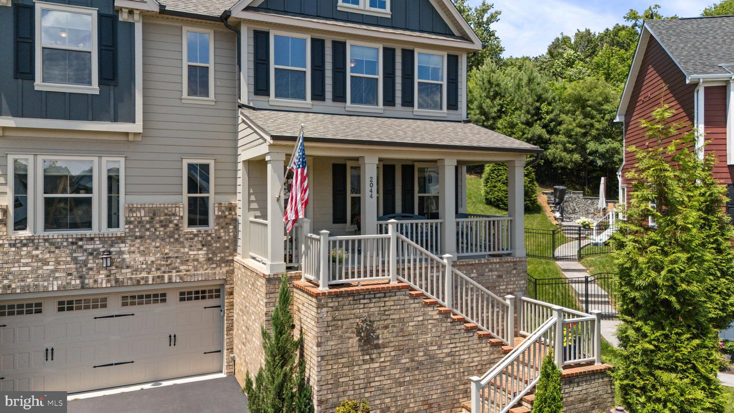 2044 SCARLET PINE RD, DUMFRIES, Virginia 22026, 4 Bedrooms Bedrooms, ,3 BathroomsBathrooms,Residential,For sale,2044 SCARLET PINE RD,VAPW2098546 MLS # VAPW2098546