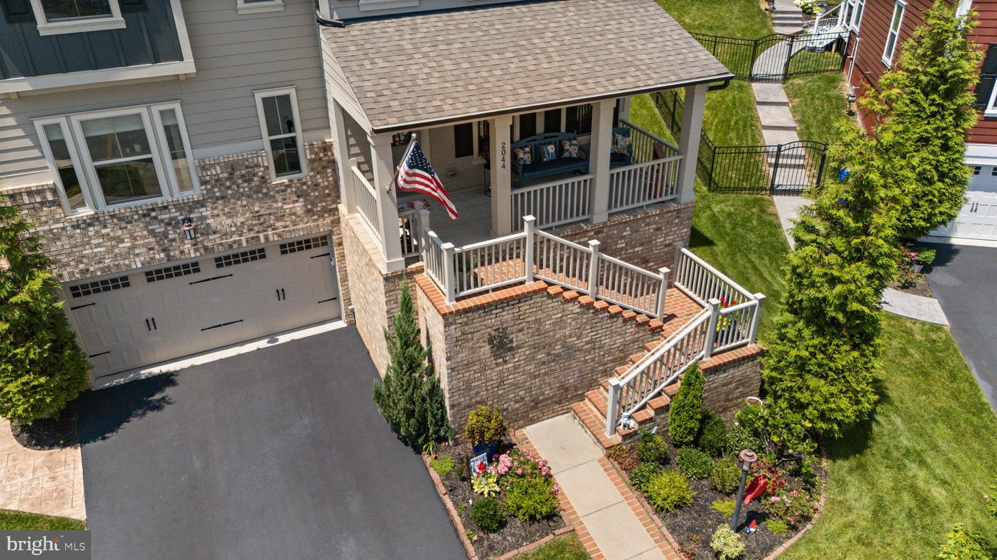 2044 SCARLET PINE RD, DUMFRIES, Virginia 22026, 4 Bedrooms Bedrooms, ,3 BathroomsBathrooms,Residential,For sale,2044 SCARLET PINE RD,VAPW2098546 MLS # VAPW2098546