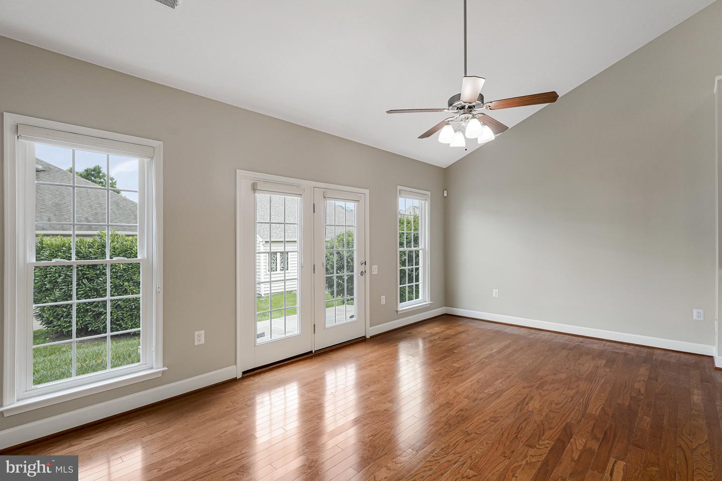 20432 BUNKER HILL WAY, ASHBURN, Virginia 20147, 3 Bedrooms Bedrooms, ,3 BathroomsBathrooms,Residential,For sale,20432 BUNKER HILL WAY,VALO2101206 MLS # VALO2101206