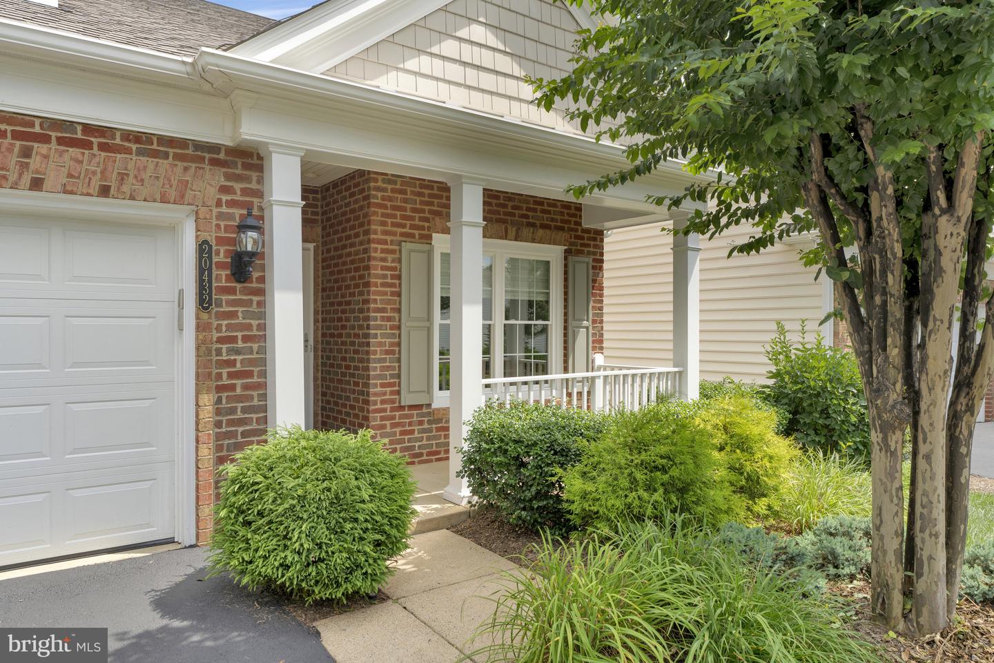 20432 BUNKER HILL WAY, ASHBURN, Virginia 20147, 3 Bedrooms Bedrooms, ,3 BathroomsBathrooms,Residential,For sale,20432 BUNKER HILL WAY,VALO2101206 MLS # VALO2101206