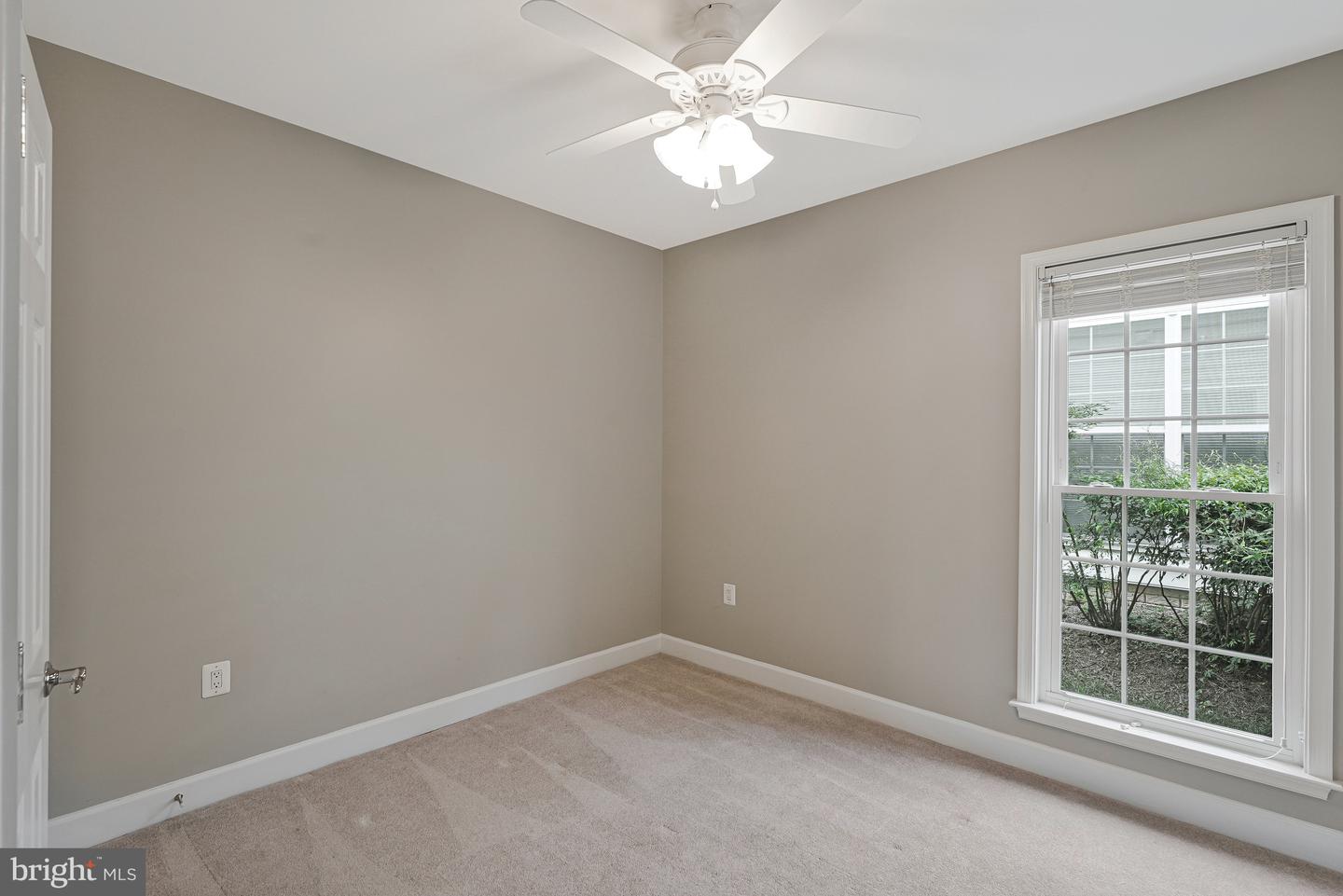20432 BUNKER HILL WAY, ASHBURN, Virginia 20147, 3 Bedrooms Bedrooms, ,3 BathroomsBathrooms,Residential,For sale,20432 BUNKER HILL WAY,VALO2101206 MLS # VALO2101206
