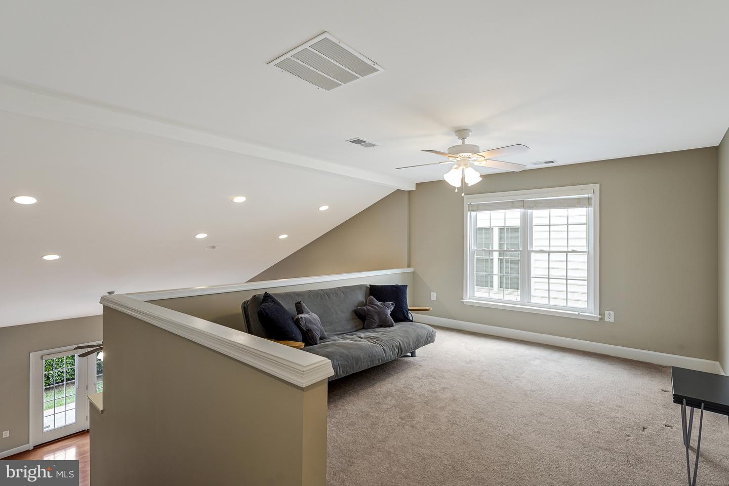 20432 BUNKER HILL WAY, ASHBURN, Virginia 20147, 3 Bedrooms Bedrooms, ,3 BathroomsBathrooms,Residential,For sale,20432 BUNKER HILL WAY,VALO2101206 MLS # VALO2101206