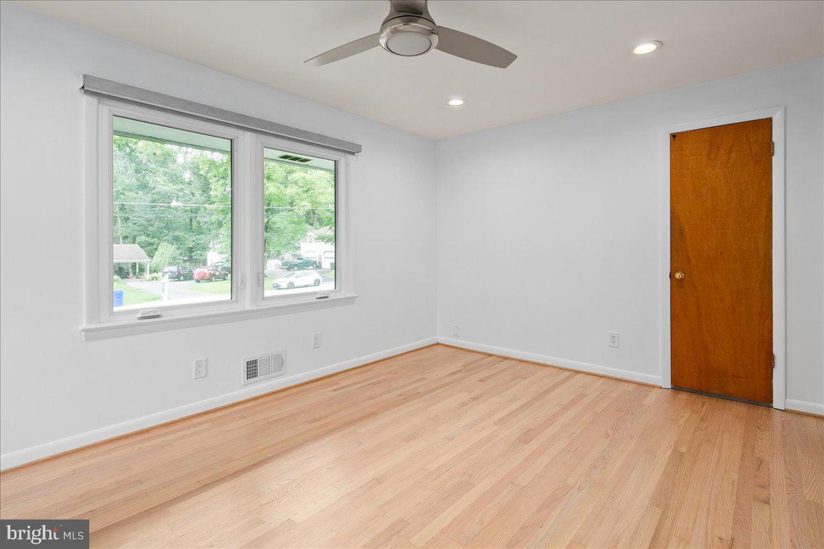 9026 MCNAIR DR, ALEXANDRIA, Virginia 22309, 4 Bedrooms Bedrooms, ,2 BathroomsBathrooms,Residential,For sale,9026 MCNAIR DR,VAFX2253420 MLS # VAFX2253420