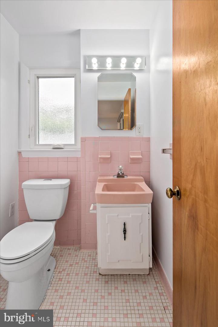 9026 MCNAIR DR, ALEXANDRIA, Virginia 22309, 4 Bedrooms Bedrooms, ,2 BathroomsBathrooms,Residential,For sale,9026 MCNAIR DR,VAFX2253420 MLS # VAFX2253420