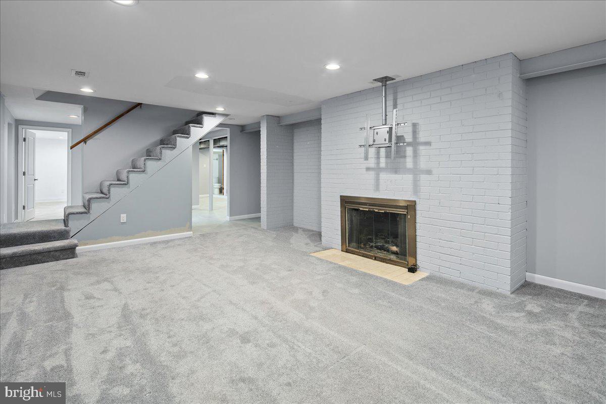 9026 MCNAIR DR, ALEXANDRIA, Virginia 22309, 4 Bedrooms Bedrooms, ,2 BathroomsBathrooms,Residential,For sale,9026 MCNAIR DR,VAFX2253420 MLS # VAFX2253420