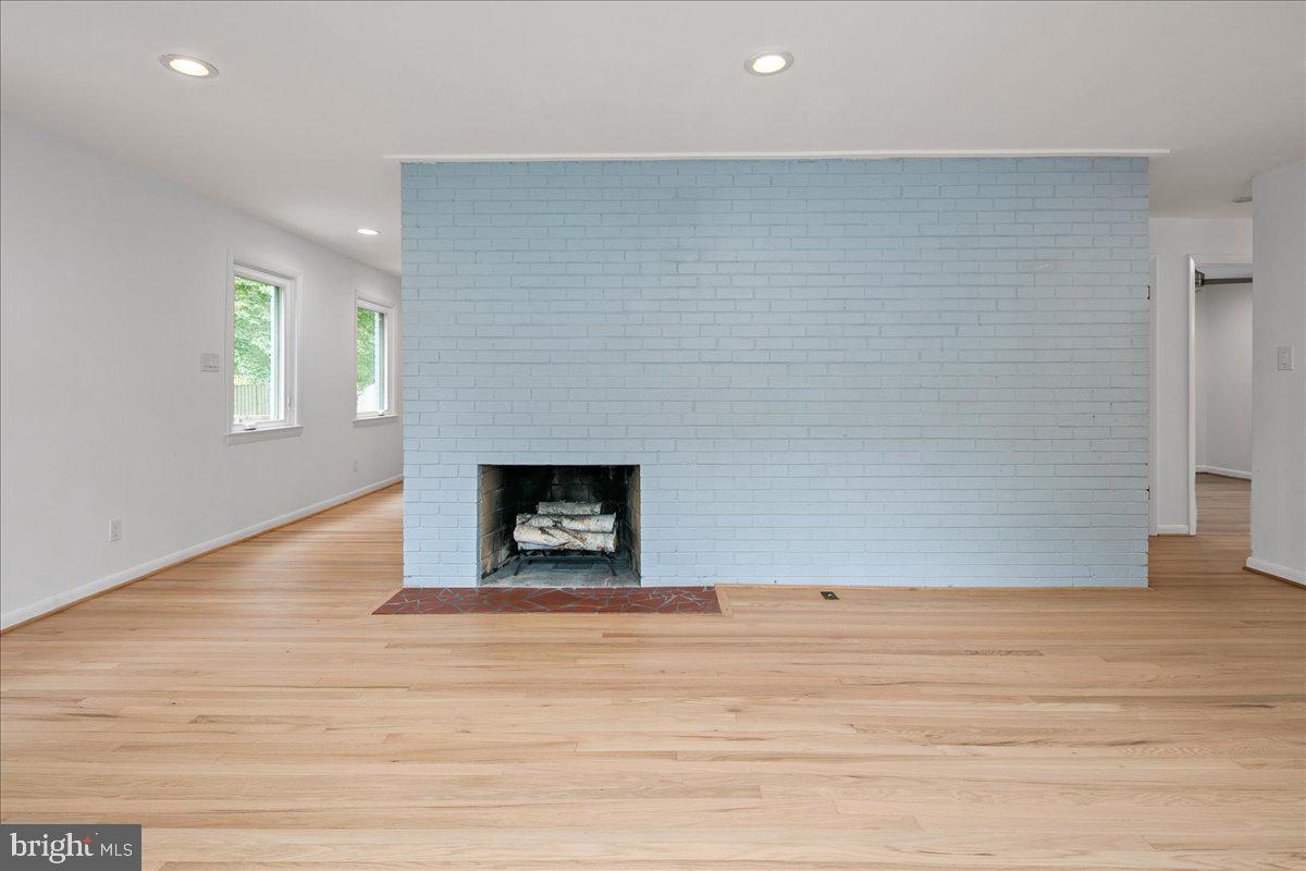 9026 MCNAIR DR, ALEXANDRIA, Virginia 22309, 4 Bedrooms Bedrooms, ,2 BathroomsBathrooms,Residential,For sale,9026 MCNAIR DR,VAFX2253420 MLS # VAFX2253420