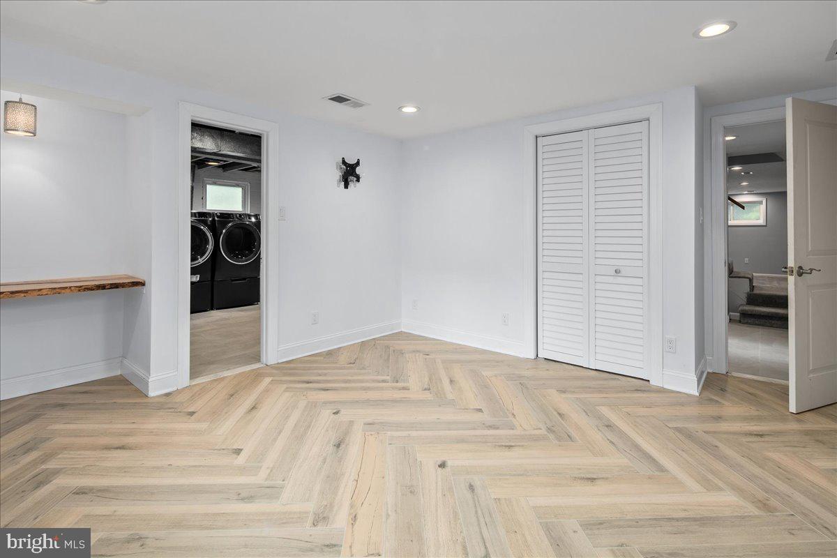 9026 MCNAIR DR, ALEXANDRIA, Virginia 22309, 4 Bedrooms Bedrooms, ,2 BathroomsBathrooms,Residential,For sale,9026 MCNAIR DR,VAFX2253420 MLS # VAFX2253420