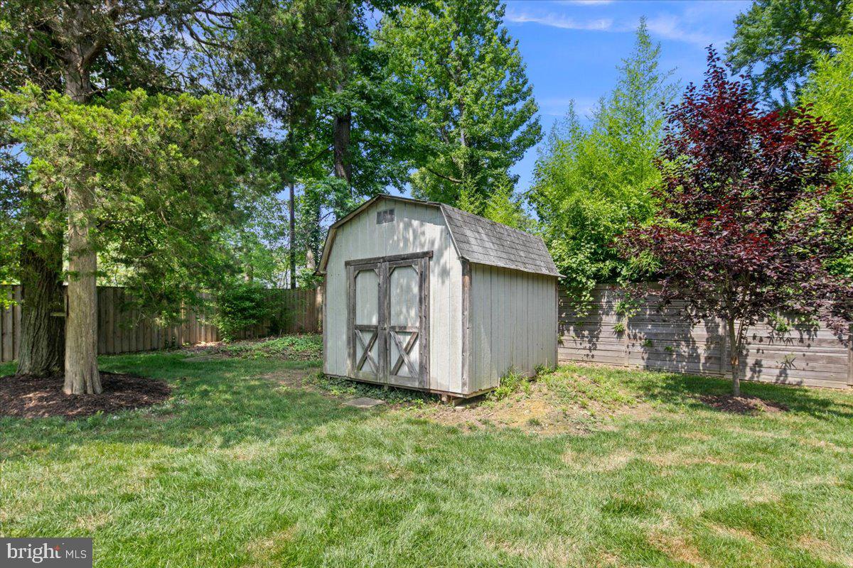 9026 MCNAIR DR, ALEXANDRIA, Virginia 22309, 4 Bedrooms Bedrooms, ,2 BathroomsBathrooms,Residential,For sale,9026 MCNAIR DR,VAFX2253420 MLS # VAFX2253420