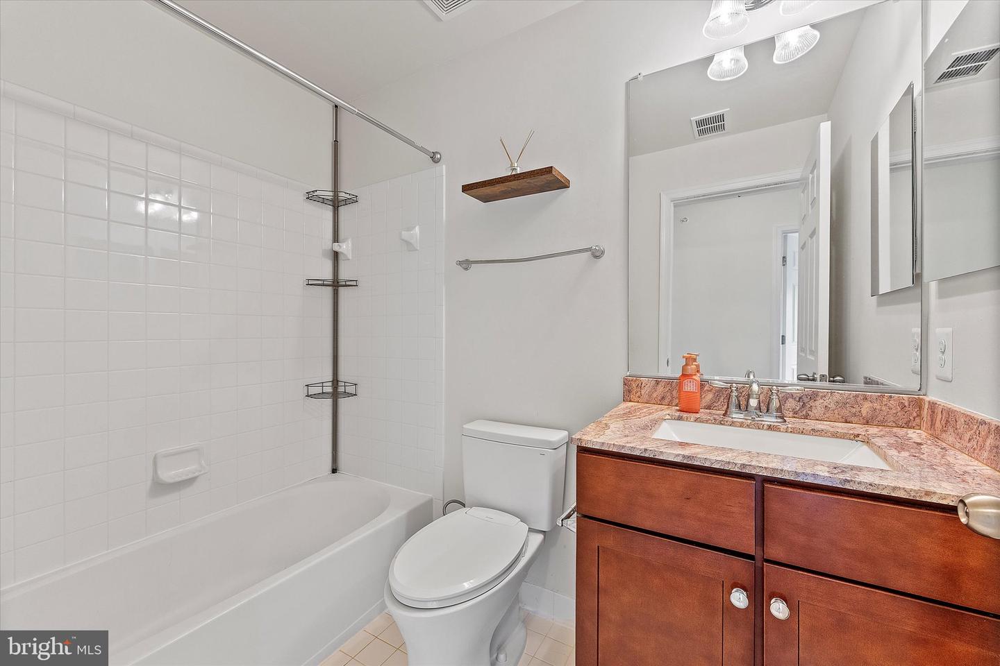 43518 STONECLIFF TER, CHANTILLY, Virginia 20152, 3 Bedrooms Bedrooms, ,2 BathroomsBathrooms,Residential,For sale,43518 STONECLIFF TER,VALO2101238 MLS # VALO2101238