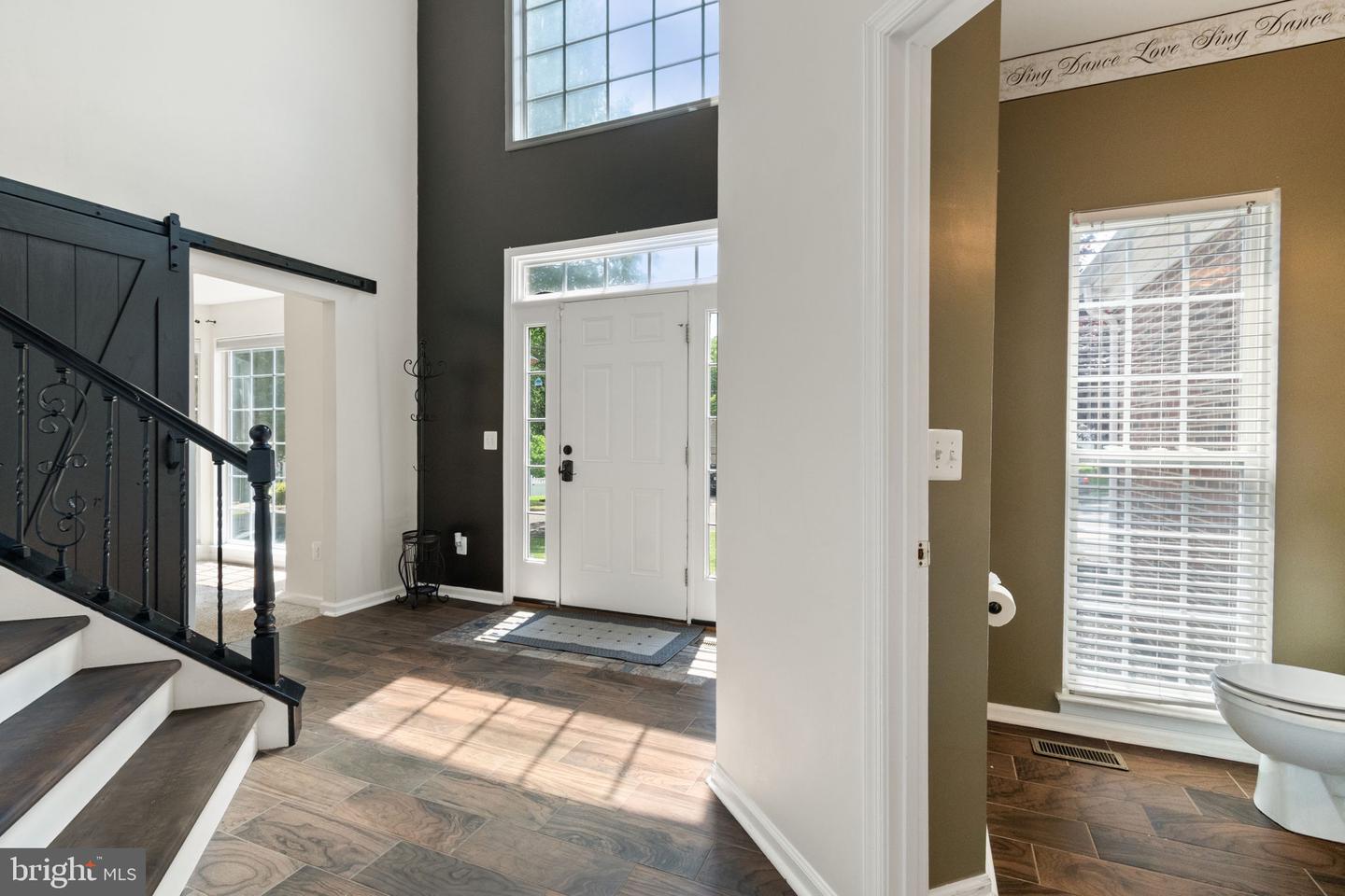 221 CANNON WAY, WARRENTON, Virginia 20186, 5 Bedrooms Bedrooms, ,3 BathroomsBathrooms,Residential,For sale,221 CANNON WAY,VAFQ2017340 MLS # VAFQ2017340