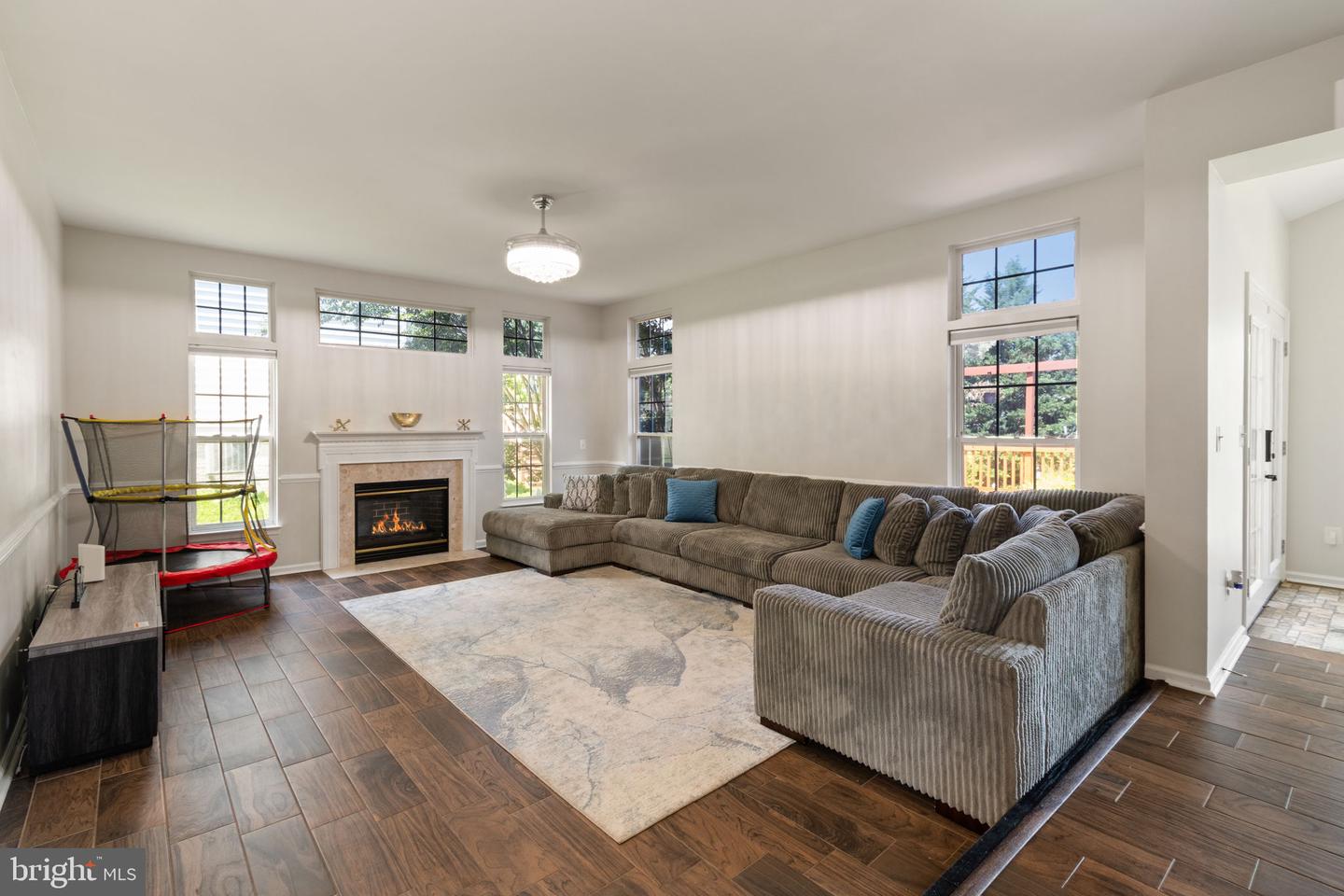 221 CANNON WAY, WARRENTON, Virginia 20186, 5 Bedrooms Bedrooms, ,3 BathroomsBathrooms,Residential,For sale,221 CANNON WAY,VAFQ2017340 MLS # VAFQ2017340