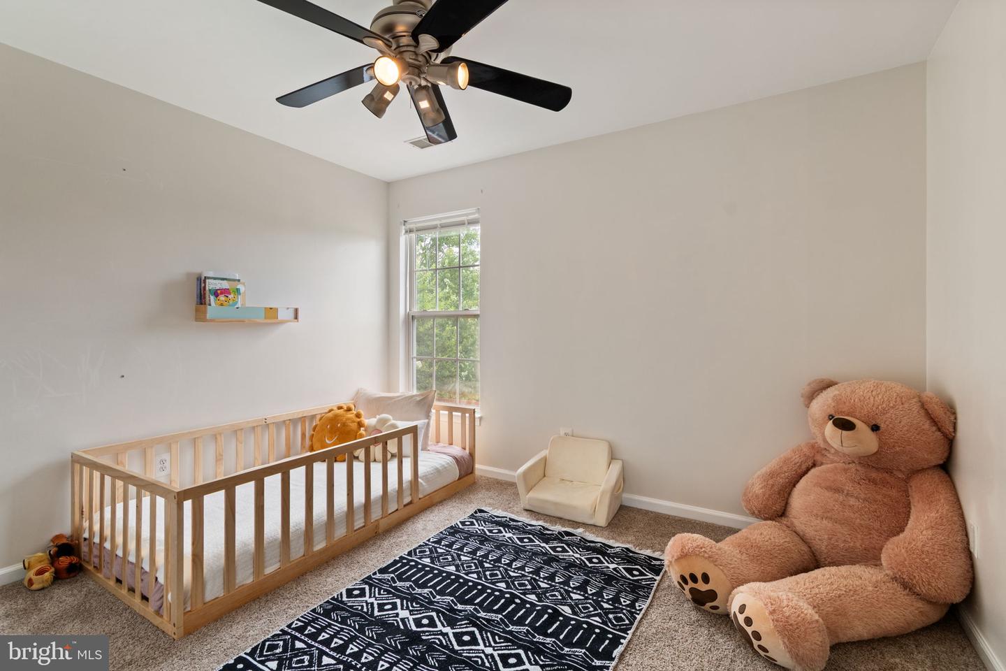 221 CANNON WAY, WARRENTON, Virginia 20186, 5 Bedrooms Bedrooms, ,3 BathroomsBathrooms,Residential,For sale,221 CANNON WAY,VAFQ2017340 MLS # VAFQ2017340
