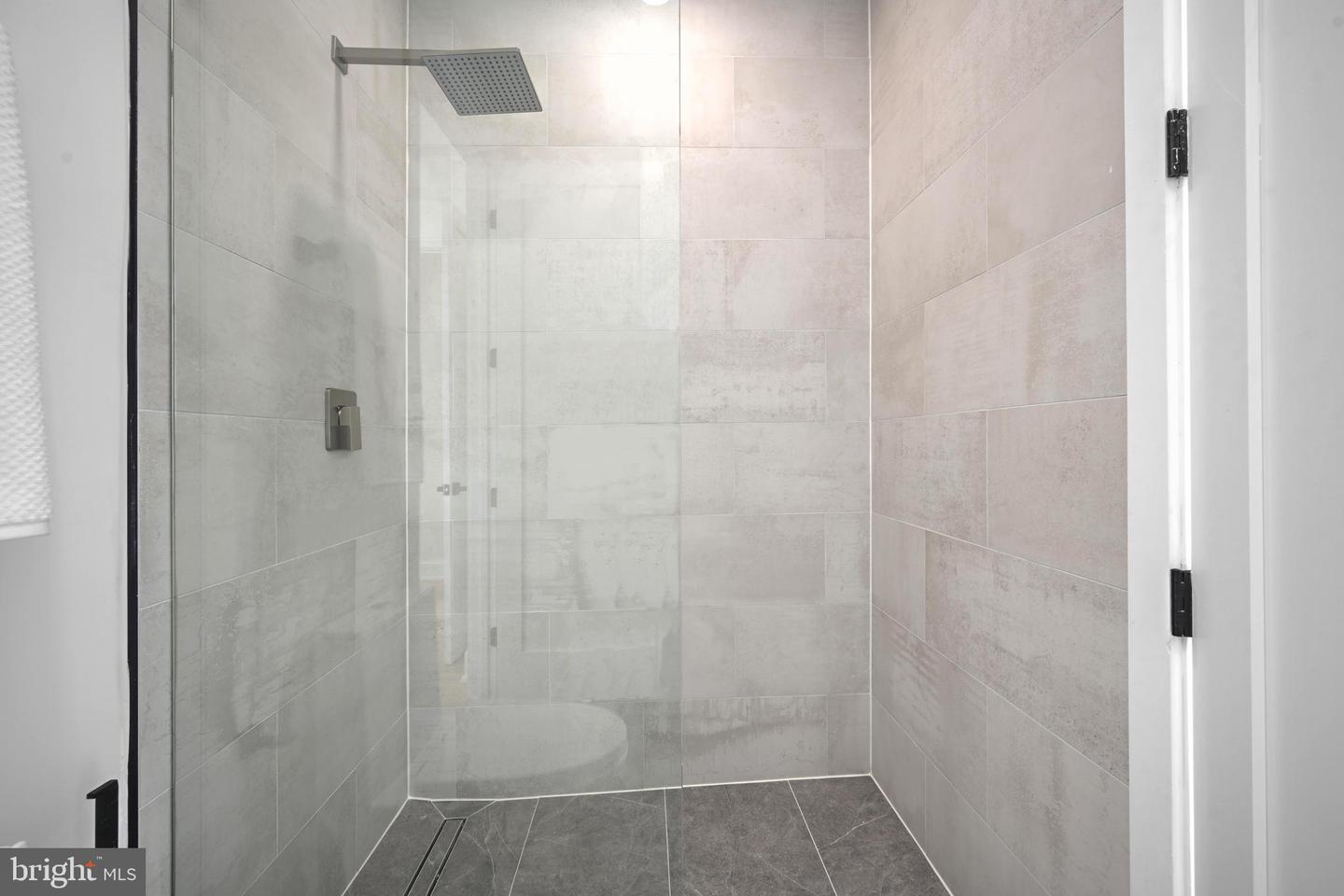 517 MONTANA AVE NE #3A, WASHINGTON, District Of Columbia 20017, 3 Bedrooms Bedrooms, ,2 BathroomsBathrooms,Residential,For sale,517 MONTANA AVE NE #3A,DCDC2209128 MLS # DCDC2209128