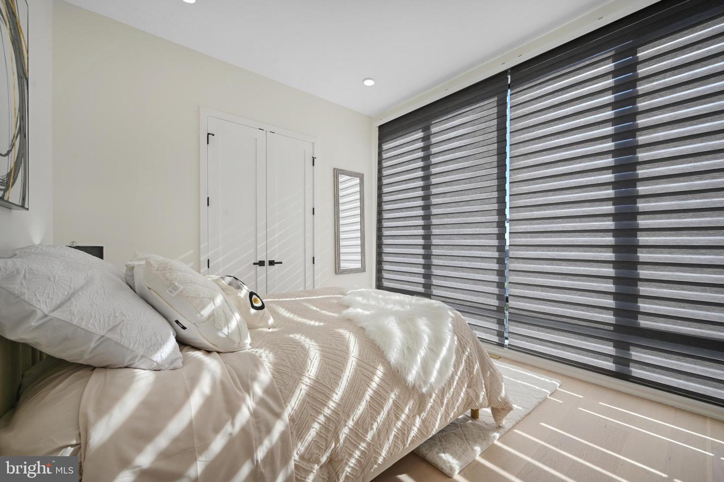517 MONTANA AVE NE #3A, WASHINGTON, District Of Columbia 20017, 3 Bedrooms Bedrooms, ,2 BathroomsBathrooms,Residential,For sale,517 MONTANA AVE NE #3A,DCDC2209128 MLS # DCDC2209128