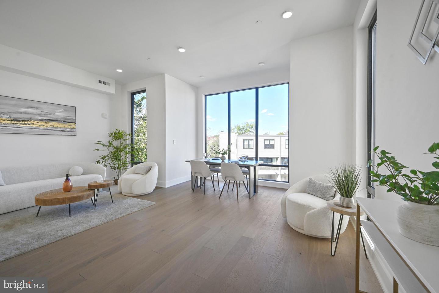 517 MONTANA AVE NE #3A, WASHINGTON, District Of Columbia 20017, 3 Bedrooms Bedrooms, ,2 BathroomsBathrooms,Residential,For sale,517 MONTANA AVE NE #3A,DCDC2209128 MLS # DCDC2209128