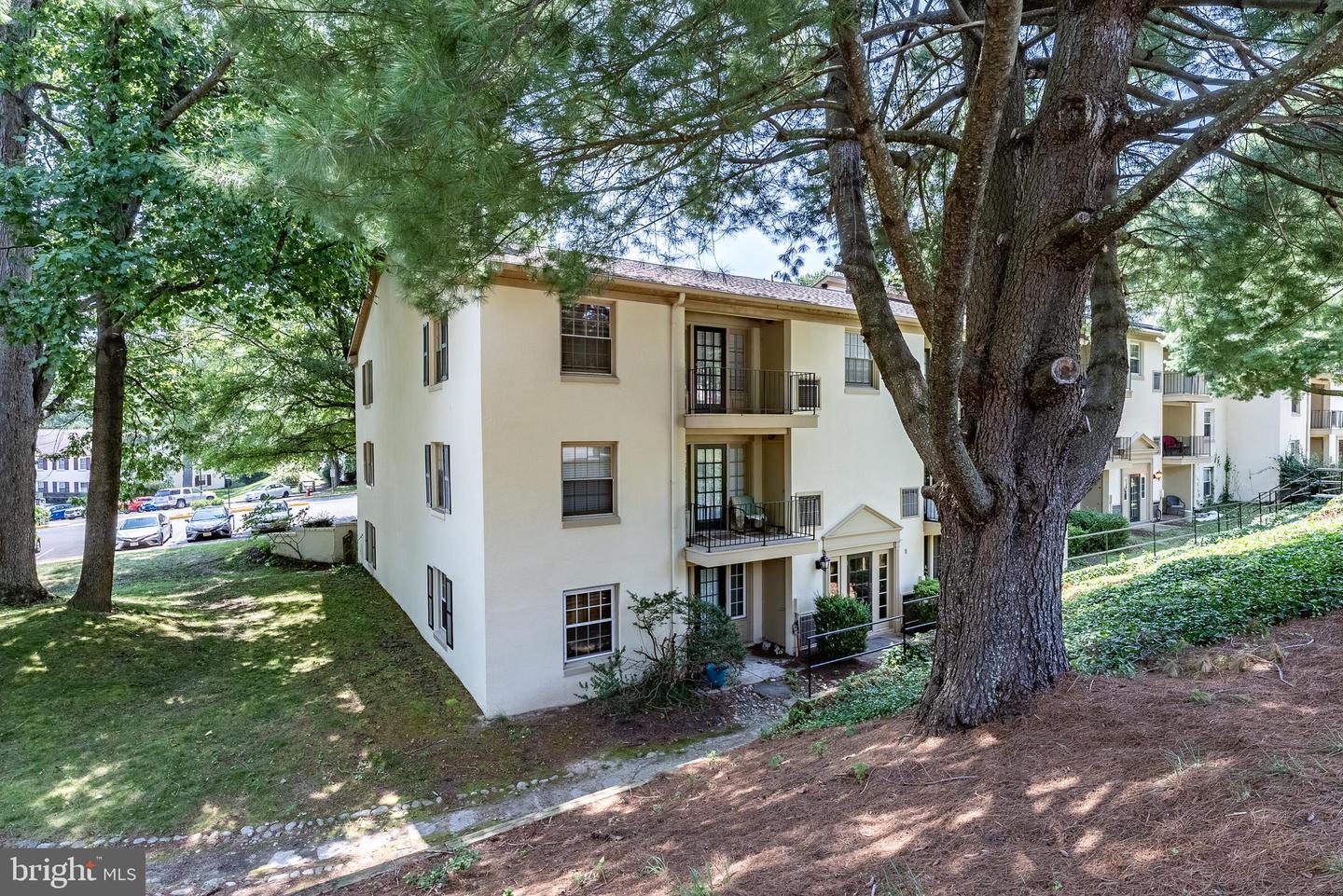 5898-H SURREY HILL PL #685, SPRINGFIELD, Virginia 22152, 2 Bedrooms Bedrooms, ,1 BathroomBathrooms,Residential,For sale,5898-H SURREY HILL PL #685,VAFX2253626 MLS # VAFX2253626