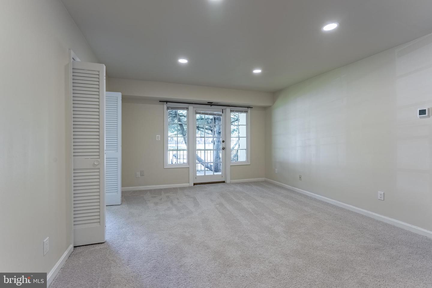 5898-H SURREY HILL PL #685, SPRINGFIELD, Virginia 22152, 2 Bedrooms Bedrooms, ,1 BathroomBathrooms,Residential,For sale,5898-H SURREY HILL PL #685,VAFX2253626 MLS # VAFX2253626