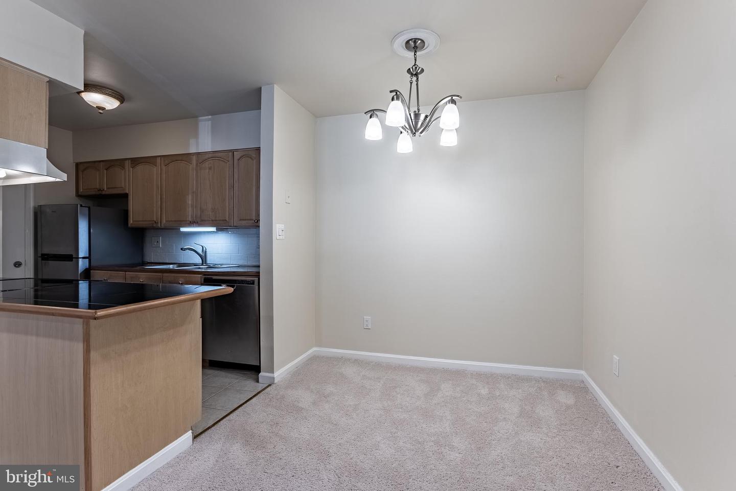 5898-H SURREY HILL PL #685, SPRINGFIELD, Virginia 22152, 2 Bedrooms Bedrooms, ,1 BathroomBathrooms,Residential,For sale,5898-H SURREY HILL PL #685,VAFX2253626 MLS # VAFX2253626