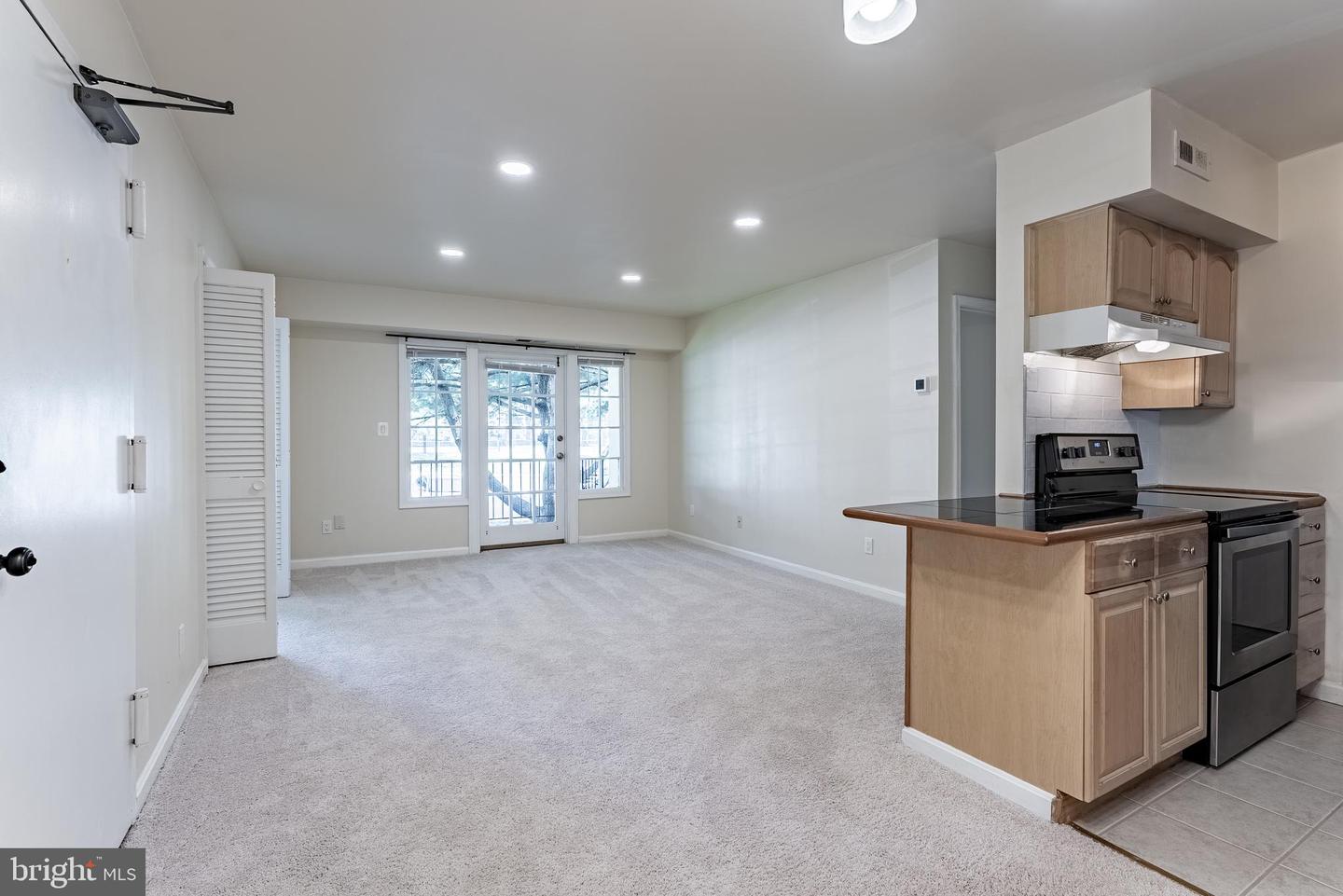 5898-H SURREY HILL PL #685, SPRINGFIELD, Virginia 22152, 2 Bedrooms Bedrooms, ,1 BathroomBathrooms,Residential,For sale,5898-H SURREY HILL PL #685,VAFX2253626 MLS # VAFX2253626