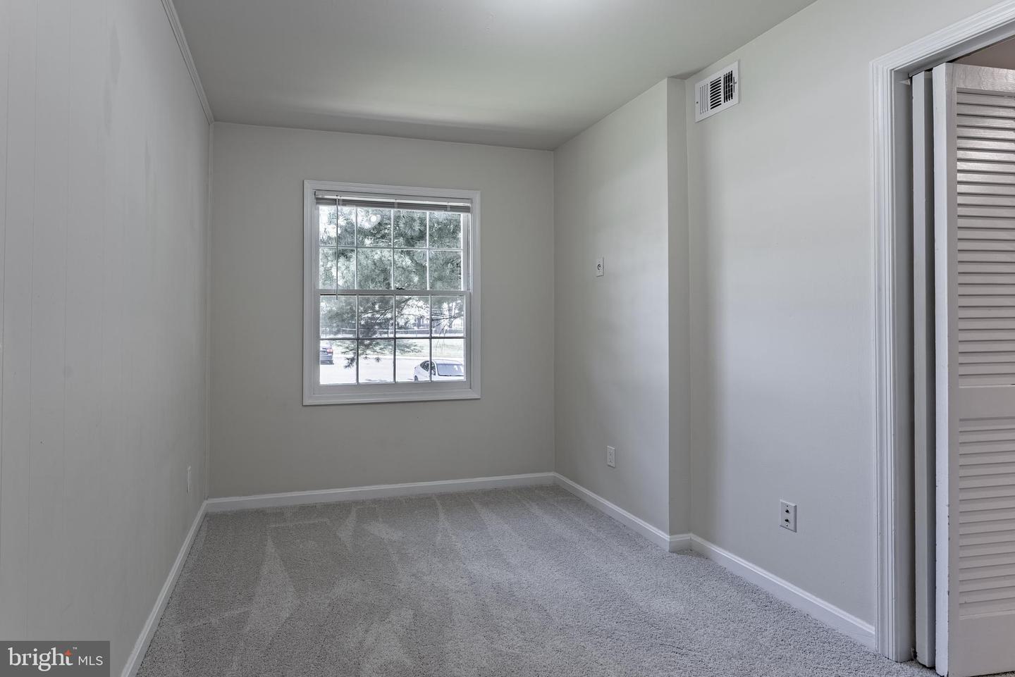 5898-H SURREY HILL PL #685, SPRINGFIELD, Virginia 22152, 2 Bedrooms Bedrooms, ,1 BathroomBathrooms,Residential,For sale,5898-H SURREY HILL PL #685,VAFX2253626 MLS # VAFX2253626