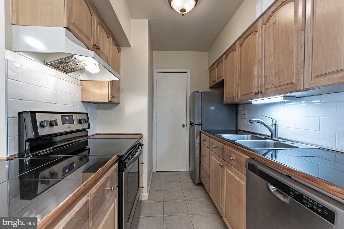 5898-H SURREY HILL PL #685, SPRINGFIELD, Virginia 22152, 2 Bedrooms Bedrooms, ,1 BathroomBathrooms,Residential,For sale,5898-H SURREY HILL PL #685,VAFX2253626 MLS # VAFX2253626