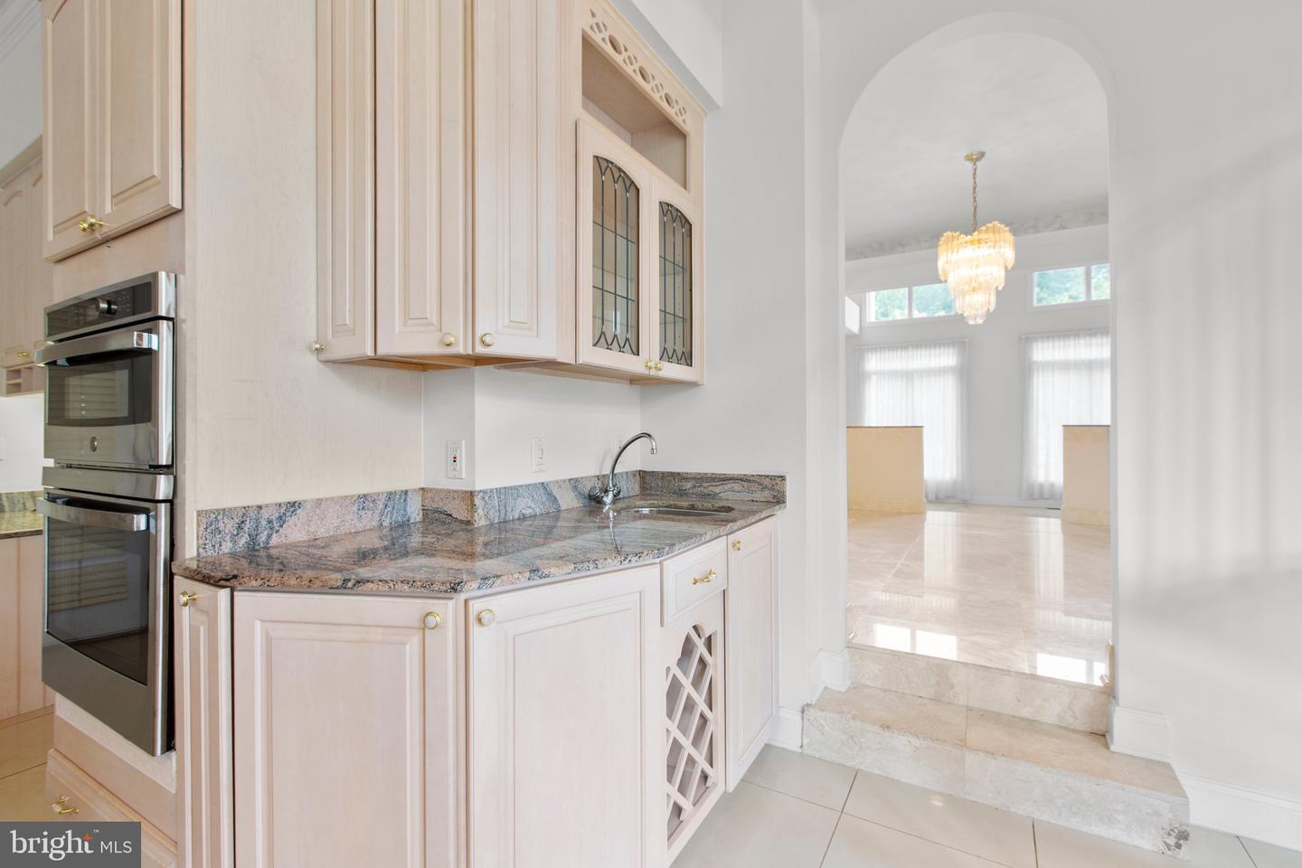 3714 FAIRWAYS CT, FREDERICKSBURG, Virginia 22408, 7 Bedrooms Bedrooms, ,4 BathroomsBathrooms,Residential,For sale,3714 FAIRWAYS CT,VASP2034446 MLS # VASP2034446