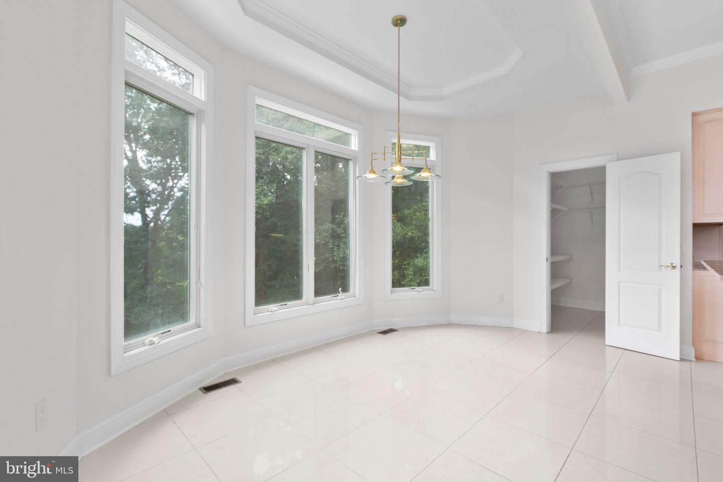 3714 FAIRWAYS CT, FREDERICKSBURG, Virginia 22408, 7 Bedrooms Bedrooms, ,4 BathroomsBathrooms,Residential,For sale,3714 FAIRWAYS CT,VASP2034446 MLS # VASP2034446