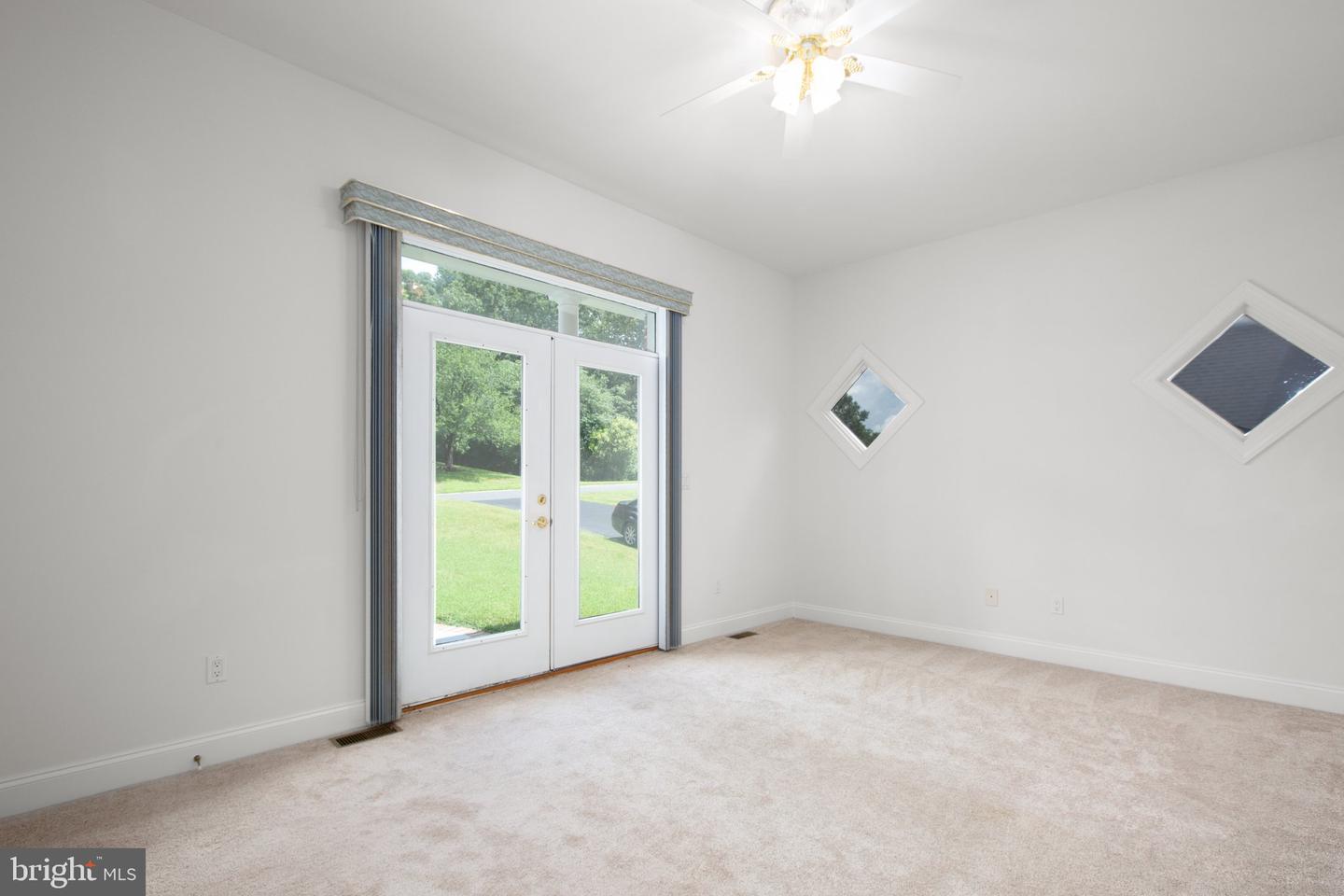 3714 FAIRWAYS CT, FREDERICKSBURG, Virginia 22408, 7 Bedrooms Bedrooms, ,4 BathroomsBathrooms,Residential,For sale,3714 FAIRWAYS CT,VASP2034446 MLS # VASP2034446