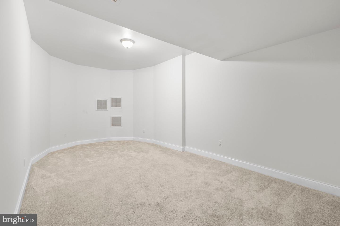3714 FAIRWAYS CT, FREDERICKSBURG, Virginia 22408, 7 Bedrooms Bedrooms, ,4 BathroomsBathrooms,Residential,For sale,3714 FAIRWAYS CT,VASP2034446 MLS # VASP2034446