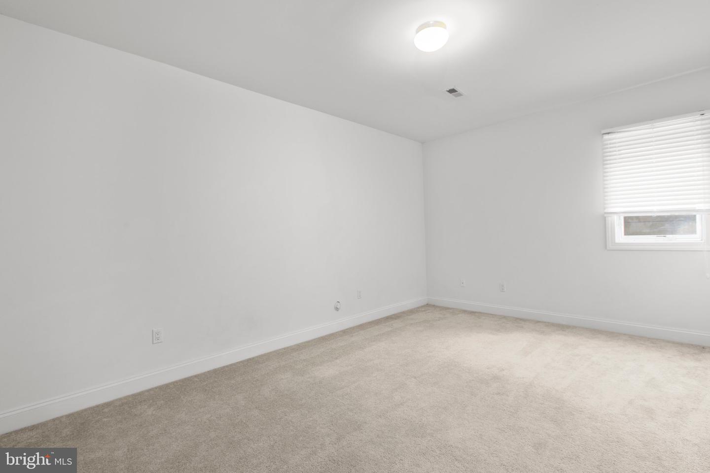 3714 FAIRWAYS CT, FREDERICKSBURG, Virginia 22408, 7 Bedrooms Bedrooms, ,4 BathroomsBathrooms,Residential,For sale,3714 FAIRWAYS CT,VASP2034446 MLS # VASP2034446