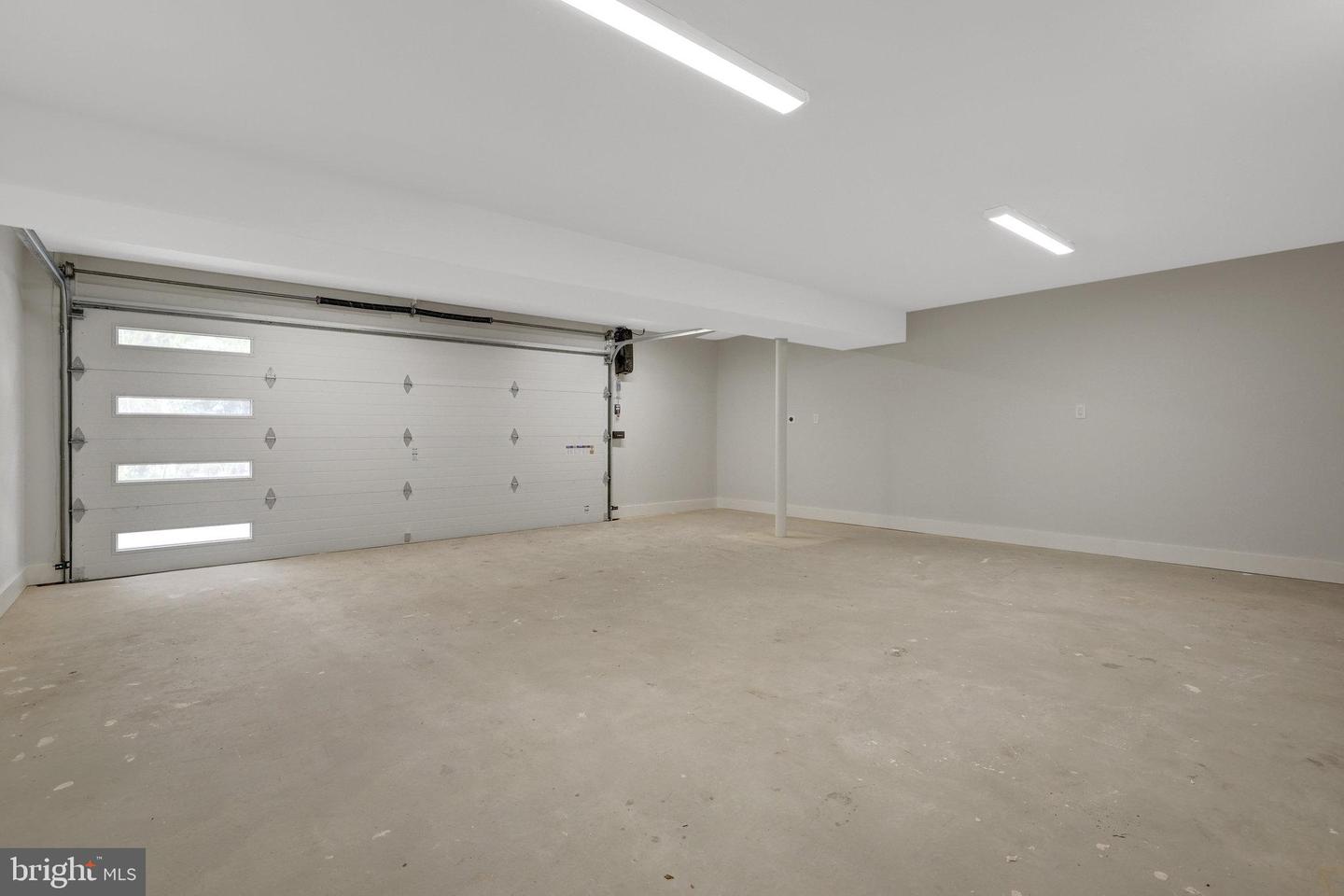 1853 MASSACHUSETTS AVE, MCLEAN, Virginia 22101, 5 Bedrooms Bedrooms, ,5 BathroomsBathrooms,Residential,For sale,1853 MASSACHUSETTS AVE,VAFX2253372 MLS # VAFX2253372