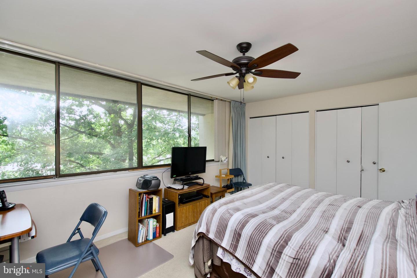 2222 S QUINCY ST #1, ARLINGTON, Virginia 22204, 2 Bedrooms Bedrooms, ,2 BathroomsBathrooms,Residential,For sale,2222 S QUINCY ST #1,VAAR2060188 MLS # VAAR2060188