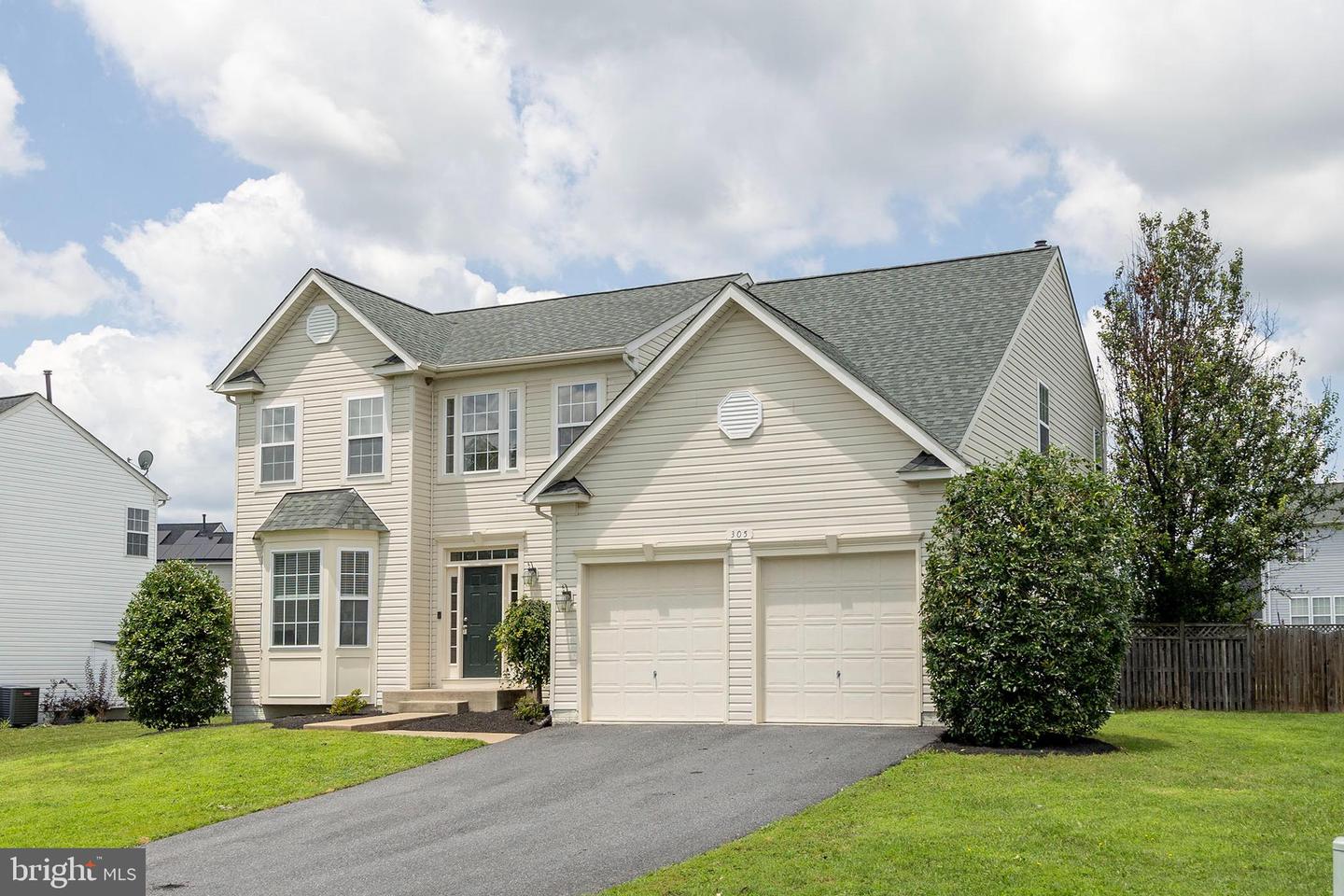 305 CHELTENHAM DR, STEPHENS CITY, Virginia 22655, 4 Bedrooms Bedrooms, ,3 BathroomsBathrooms,Residential,For sale,305 CHELTENHAM DR,VAFV2035282 MLS # VAFV2035282