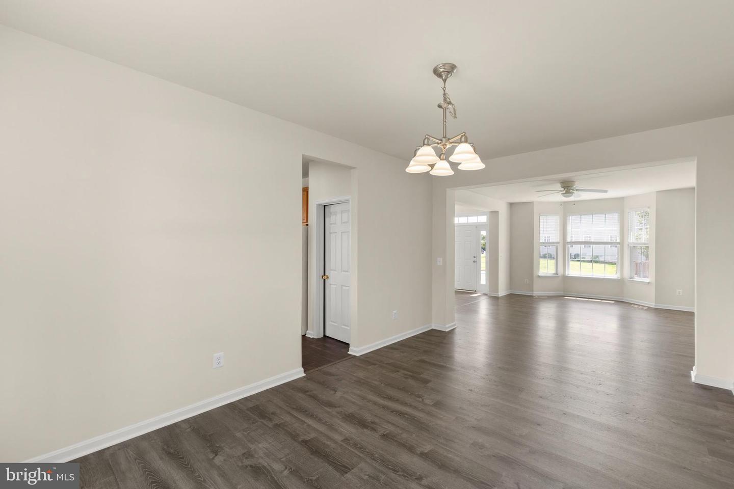 305 CHELTENHAM DR, STEPHENS CITY, Virginia 22655, 4 Bedrooms Bedrooms, ,3 BathroomsBathrooms,Residential,For sale,305 CHELTENHAM DR,VAFV2035282 MLS # VAFV2035282
