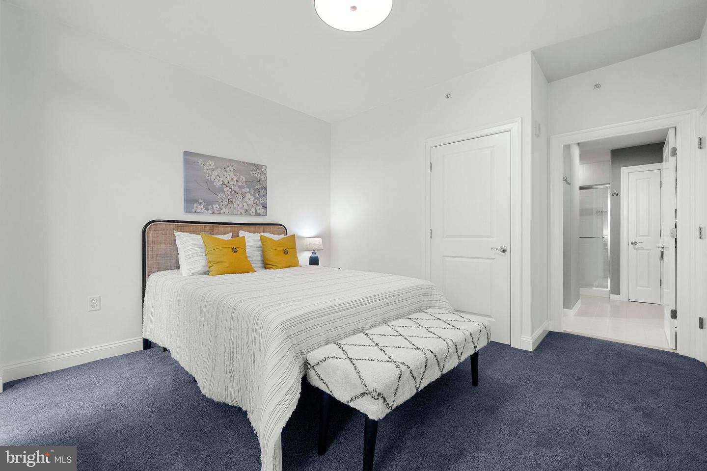 3625 10TH ST N #303, ARLINGTON, Virginia 22201, 2 Bedrooms Bedrooms, ,2 BathroomsBathrooms,Residential,For sale,3625 10TH ST N #303,VAAR2060256 MLS # VAAR2060256