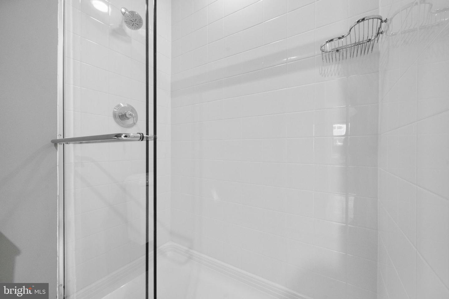 3625 10TH ST N #303, ARLINGTON, Virginia 22201, 2 Bedrooms Bedrooms, ,2 BathroomsBathrooms,Residential,For sale,3625 10TH ST N #303,VAAR2060256 MLS # VAAR2060256