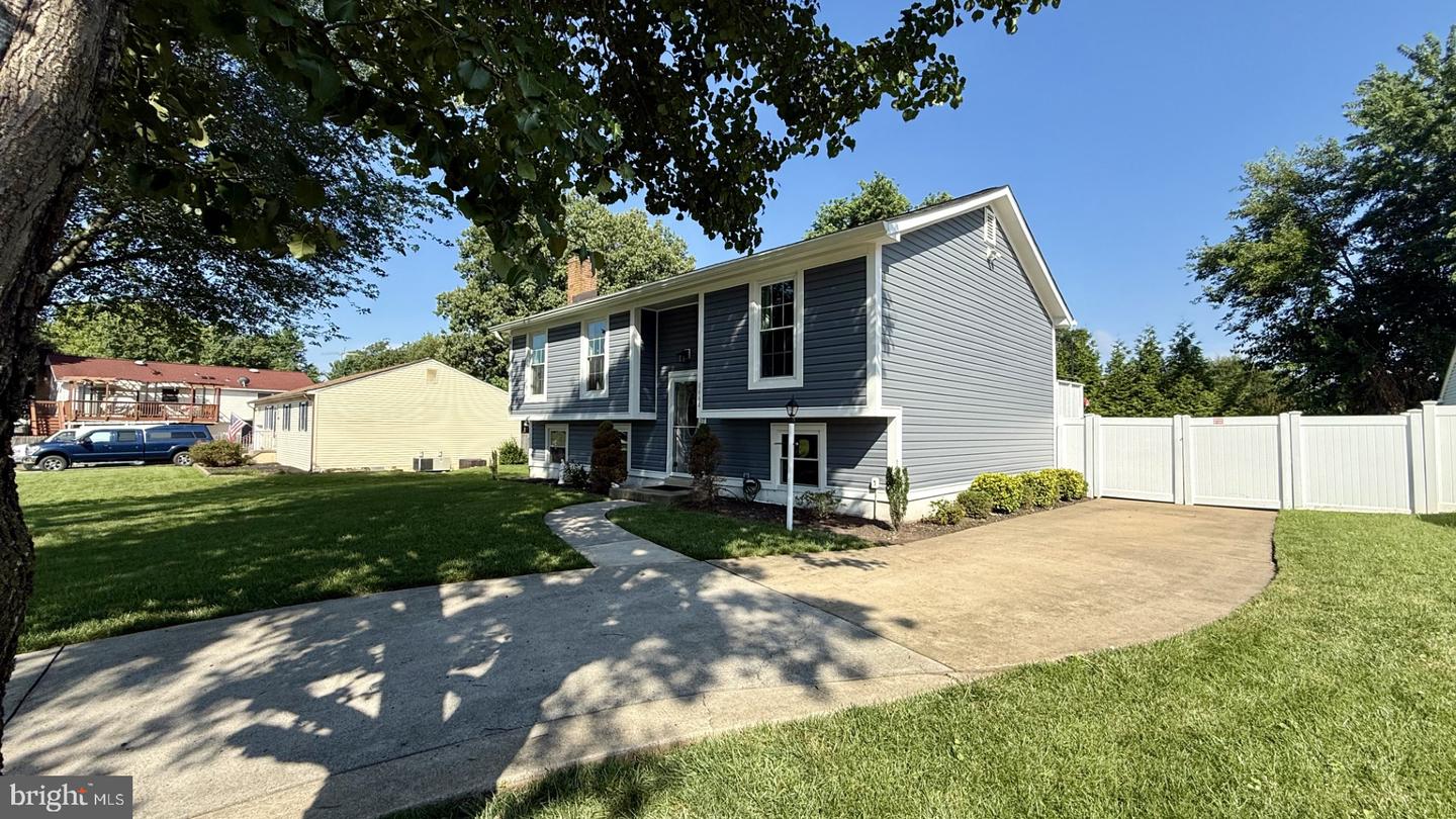 9444 COREY DR, MANASSAS, Virginia 20110, 5 Bedrooms Bedrooms, ,2 BathroomsBathrooms,Residential,For sale,9444 COREY DR,VAMN2008632 MLS # VAMN2008632