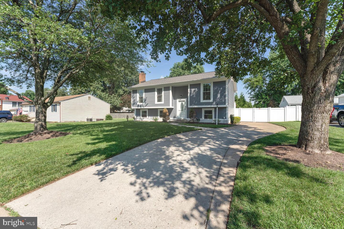 9444 COREY DR, MANASSAS, Virginia 20110, 5 Bedrooms Bedrooms, ,2 BathroomsBathrooms,Residential,For sale,9444 COREY DR,VAMN2008632 MLS # VAMN2008632