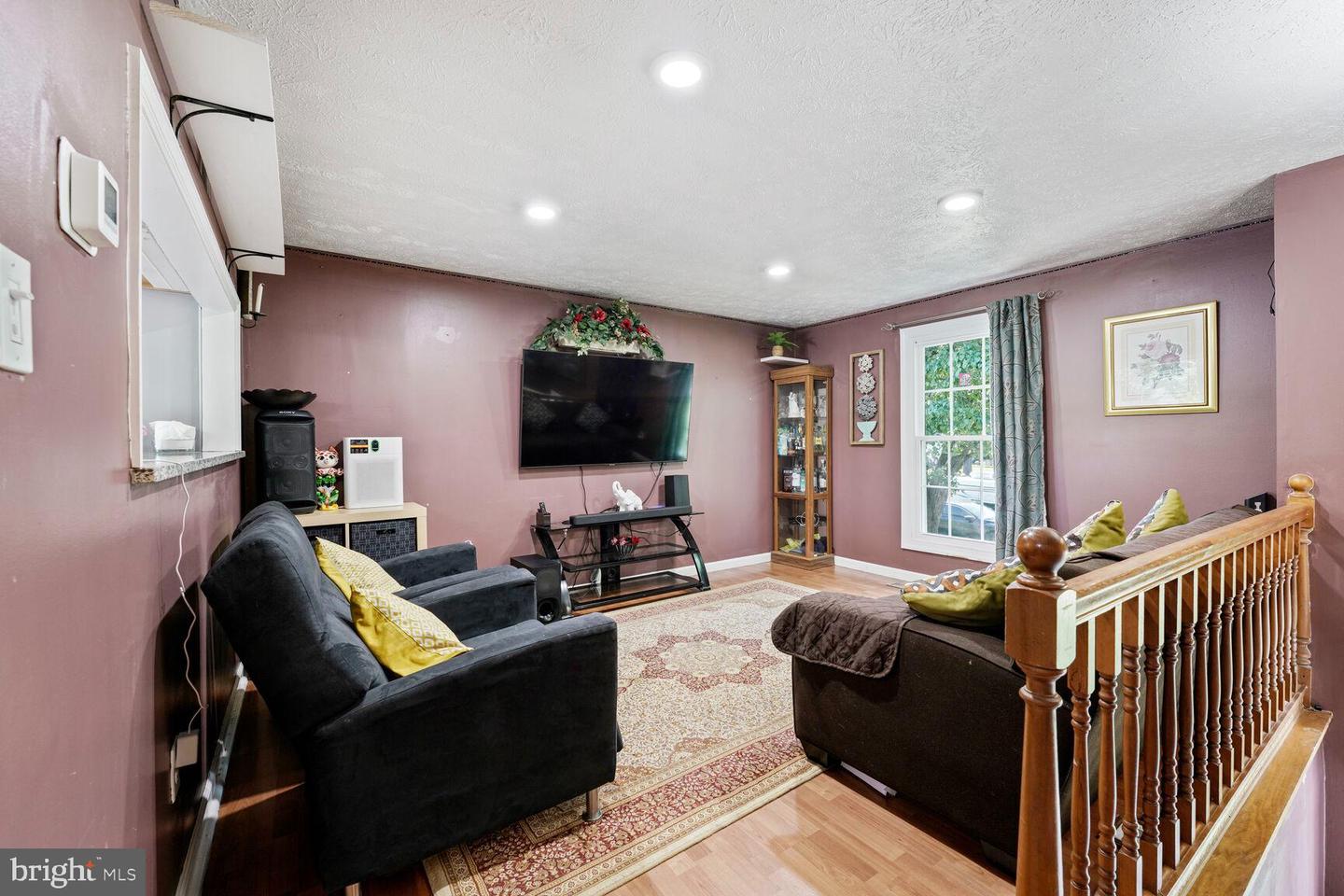 9444 COREY DR, MANASSAS, Virginia 20110, 5 Bedrooms Bedrooms, ,2 BathroomsBathrooms,Residential,For sale,9444 COREY DR,VAMN2008632 MLS # VAMN2008632