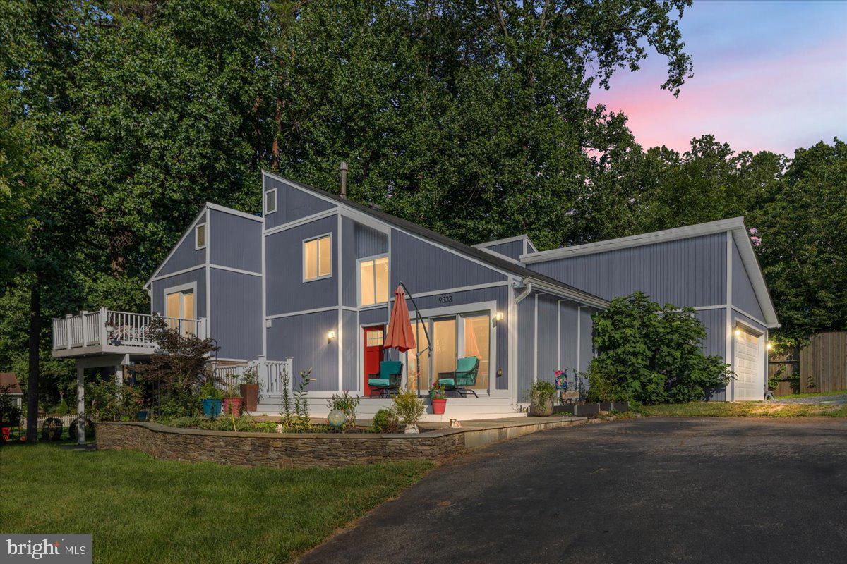 9333 RAINTREE RD, BURKE, Virginia 22015, 5 Bedrooms Bedrooms, ,3 BathroomsBathrooms,Residential,For sale,9333 RAINTREE RD,VAFX2253814 MLS # VAFX2253814